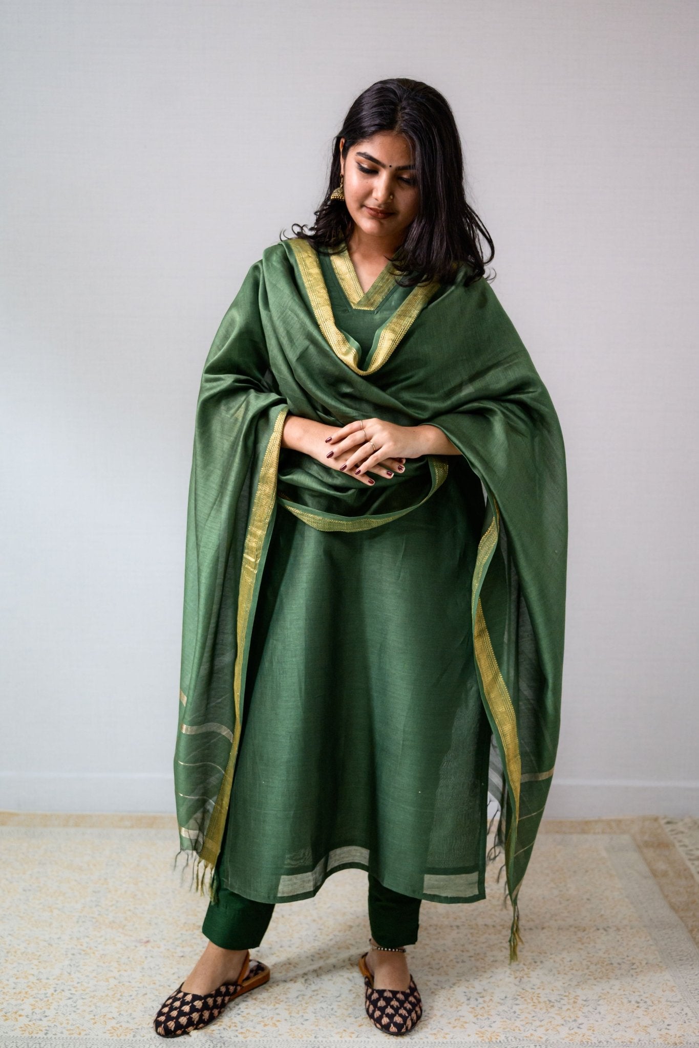 Green Maheshwari Silk Dupatta - Lobha Deepthis