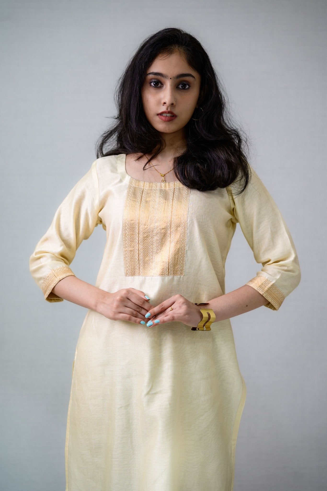 Ivory Maheshwari Silk Round Neck Kurta - Lobha Deepthis