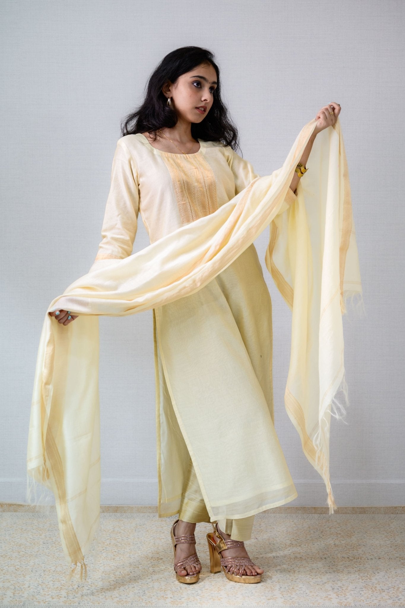 Ivory Maheshwari Silk Round Neck Kurta - Lobha Deepthis