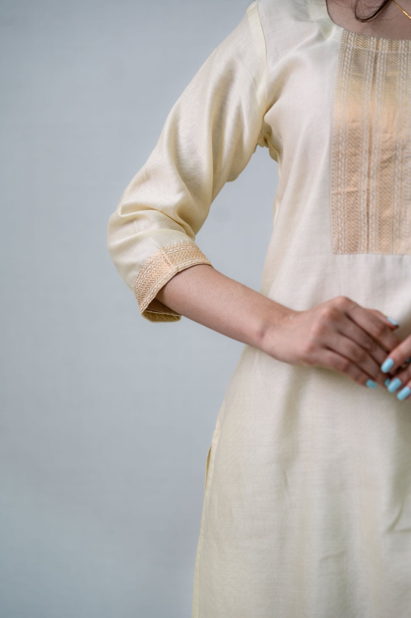 Ivory Maheshwari Silk Round Neck Kurta - Lobha Deepthis