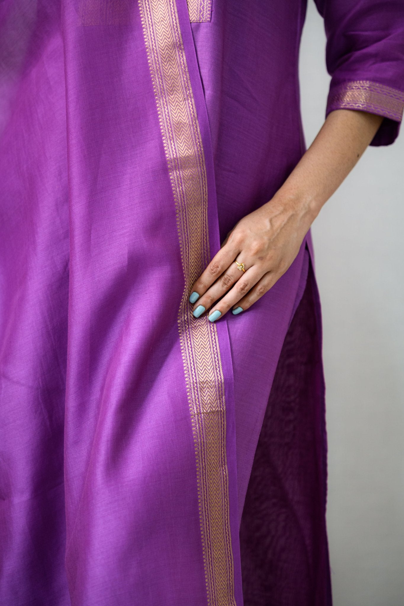 Lavender Maheshwari Silk Dupatta - Lobha Deepthis