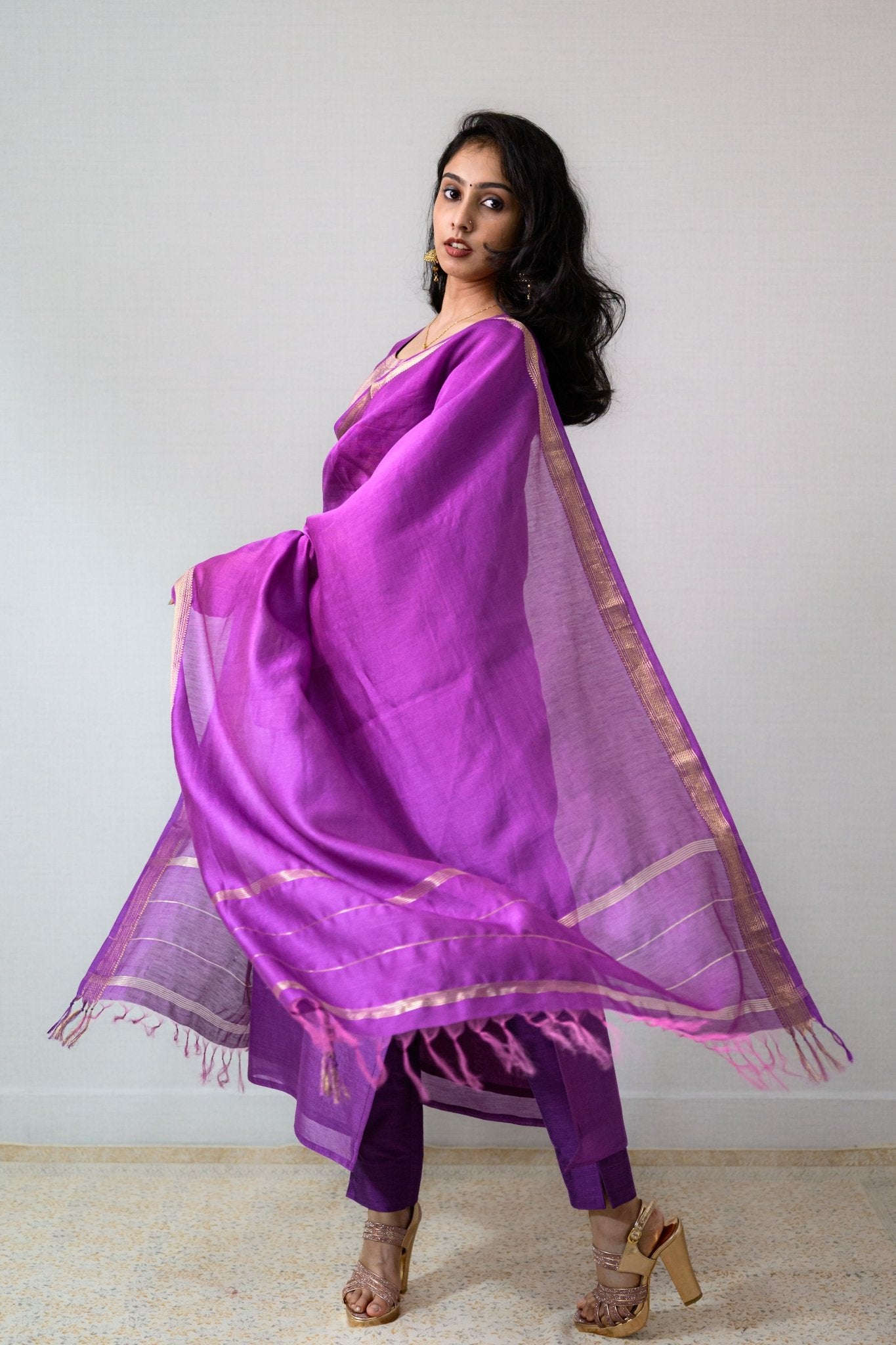 Lavender Maheshwari Silk Dupatta - Lobha Deepthis