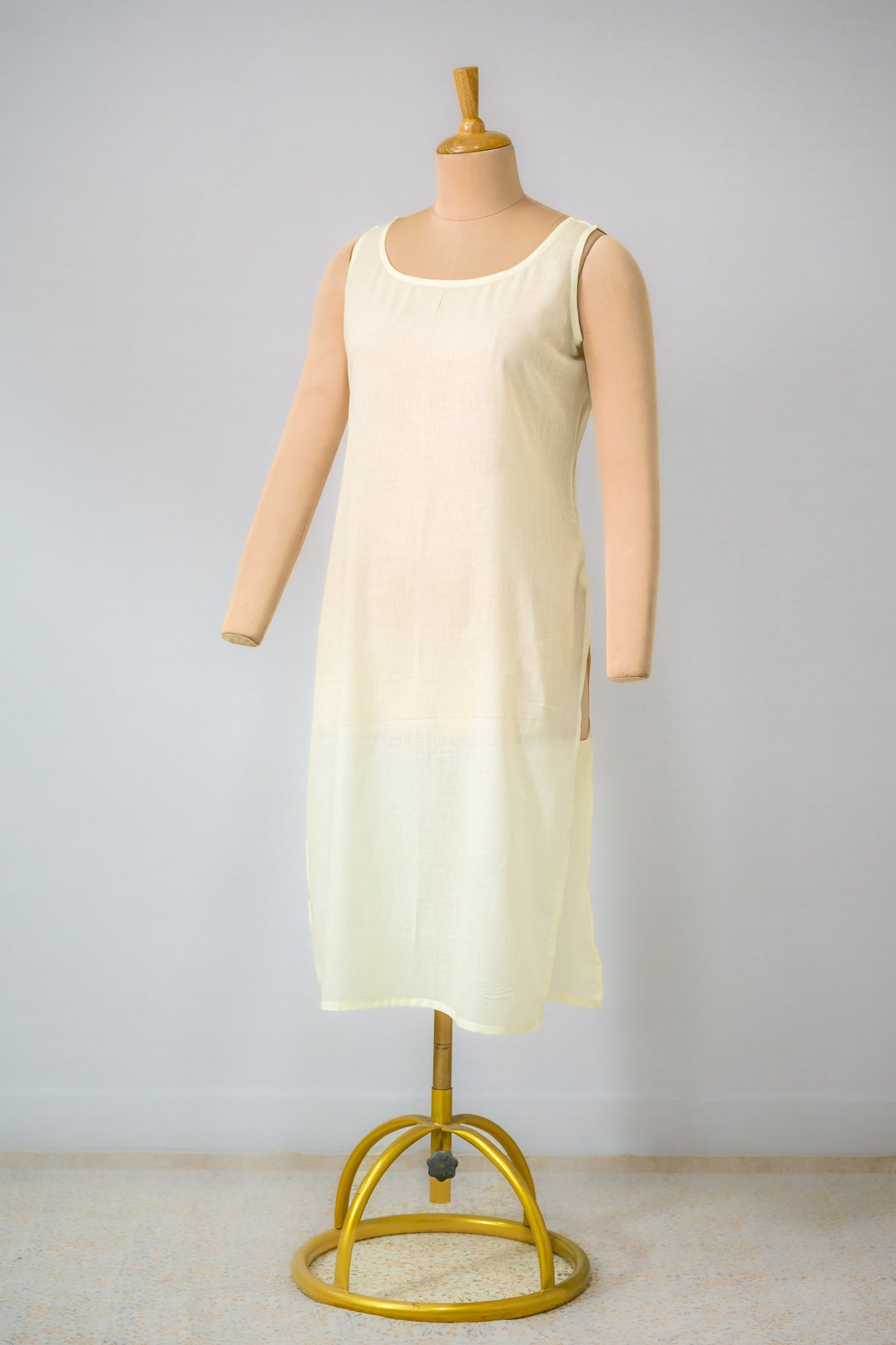 Cotton Cream Round Neck Long Inner Slip