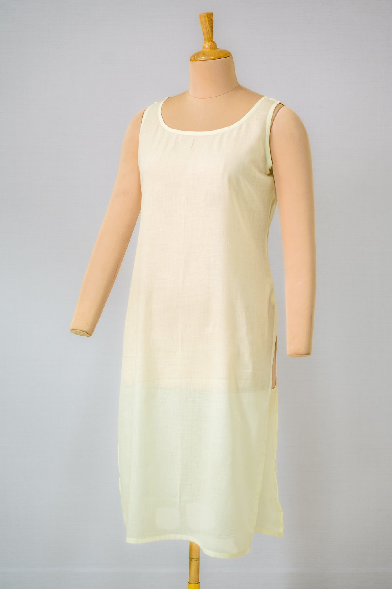 Cotton Cream Round Neck Long Inner Slip