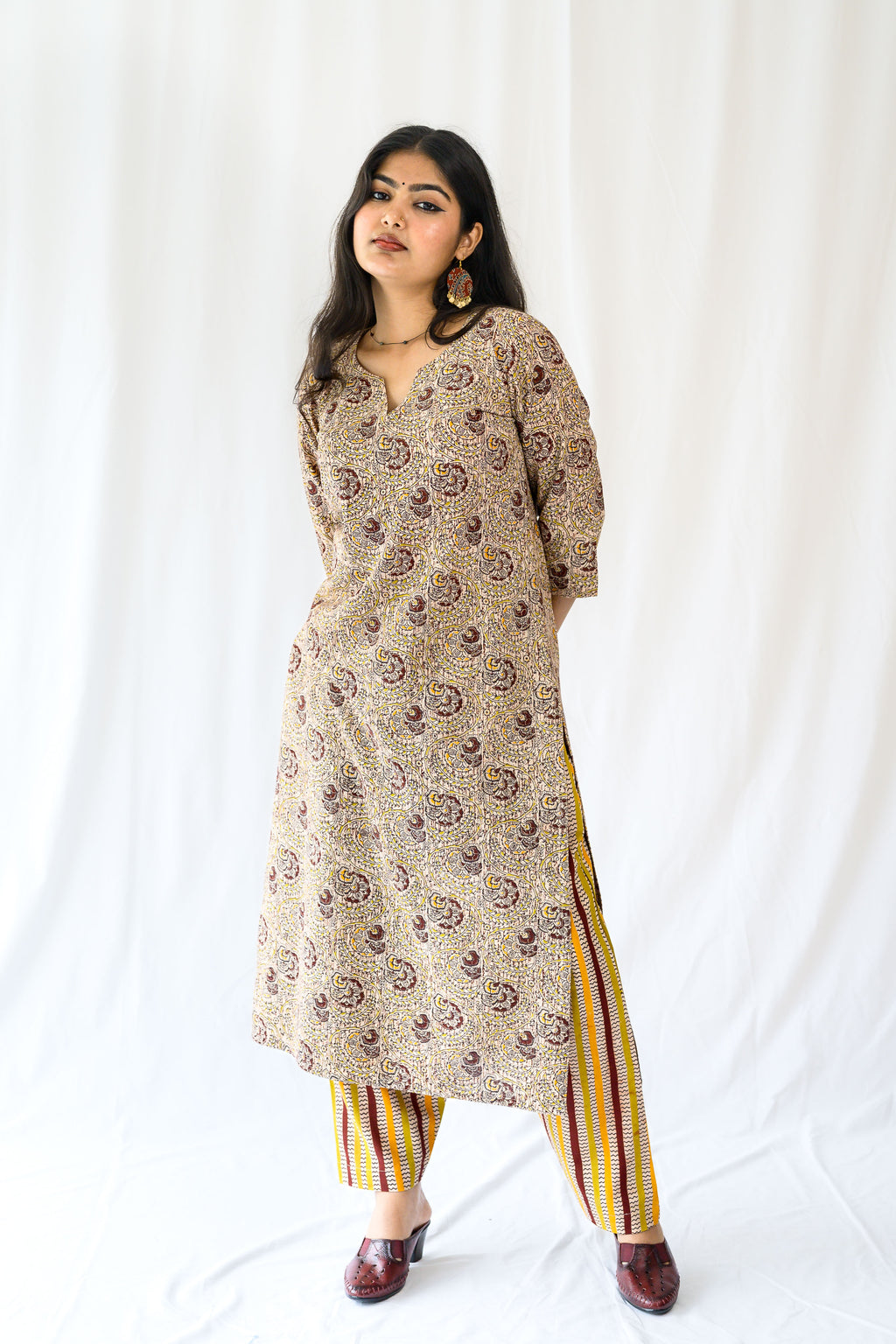 Set of 2- Champaka Kalamkari Kurta & Pants Set