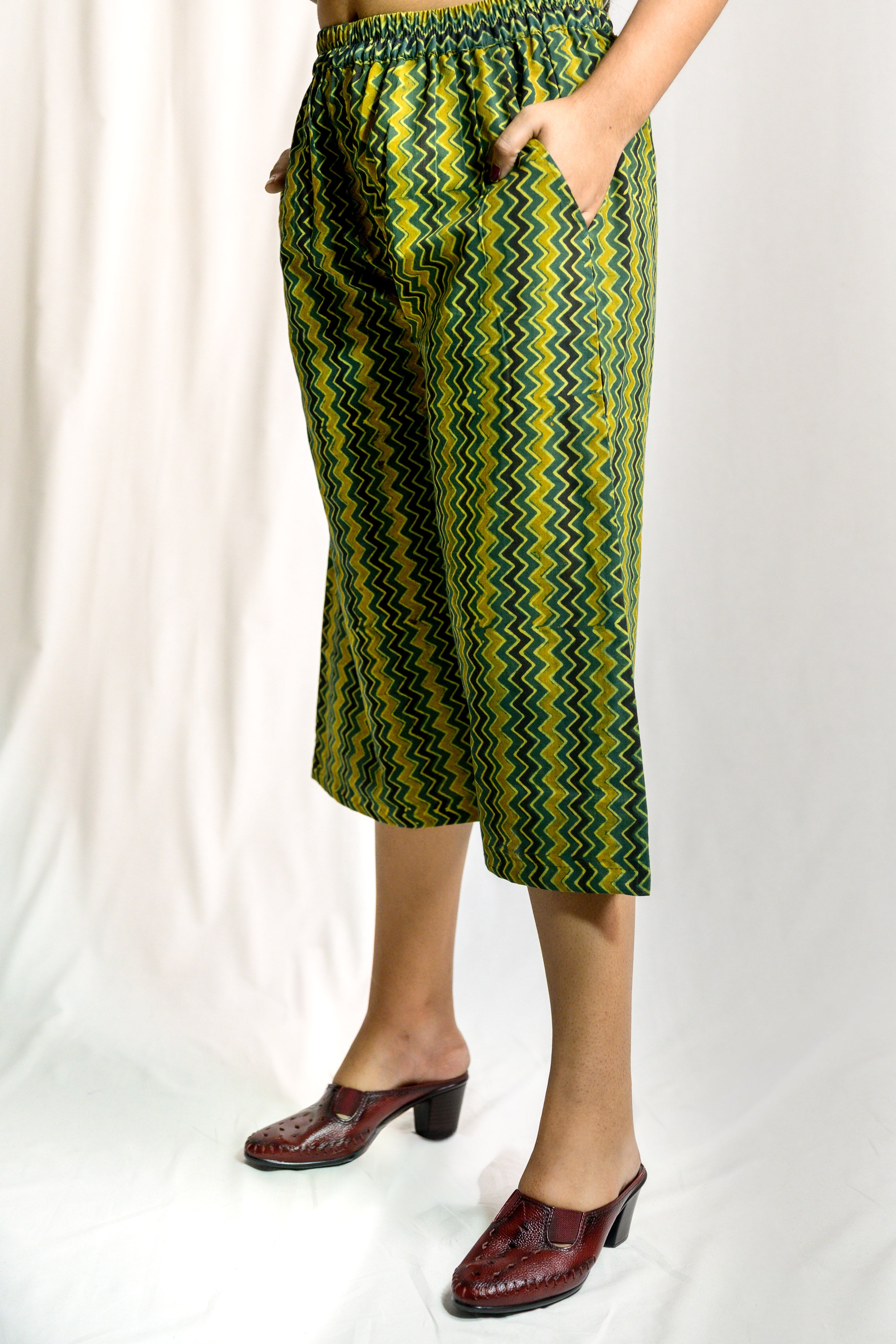 Green-Yellow Zig Zag Ajrakh Short Palazzo