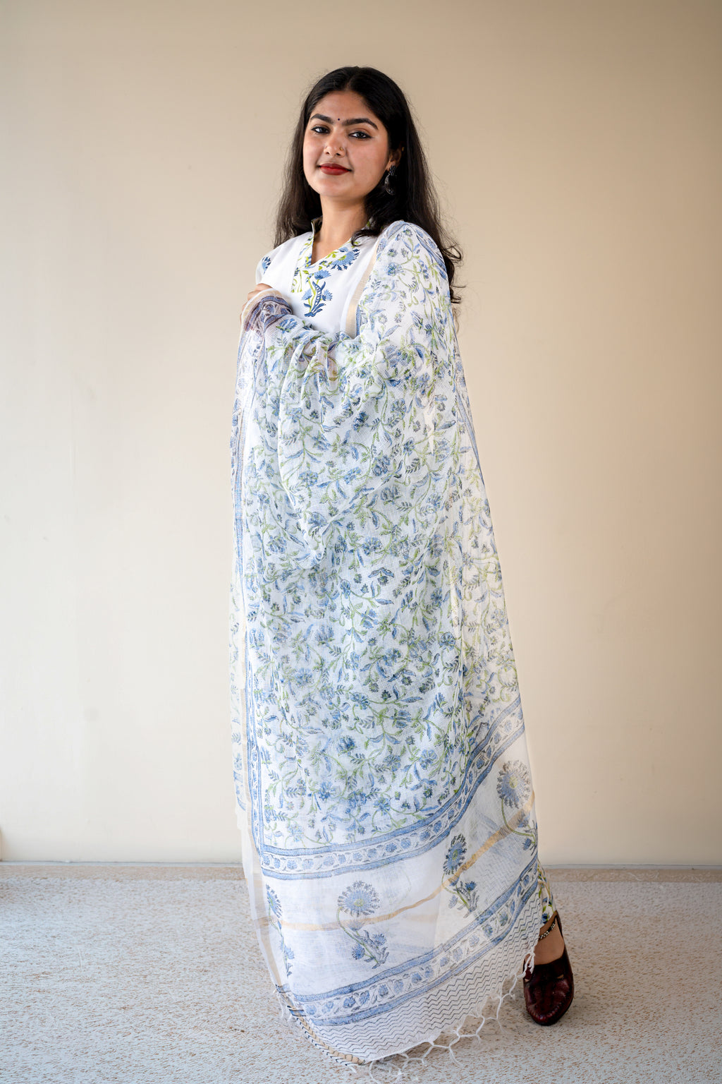 Set of 2- Sanganeri Blossoms Kurta & Pants