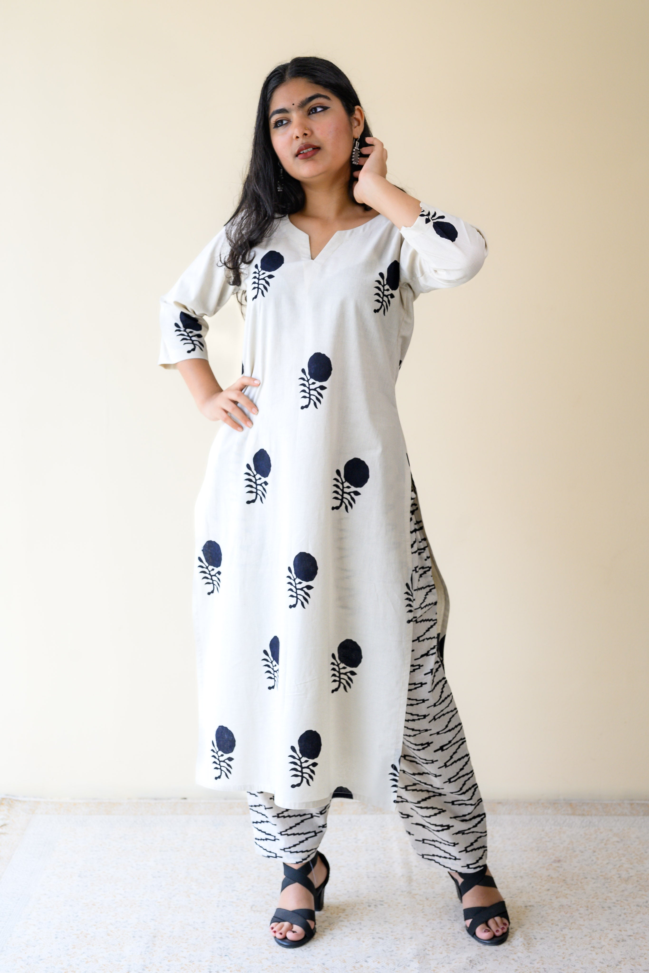 Set of 2- Raaheli Handblock Cotton Kurta & Pants Set