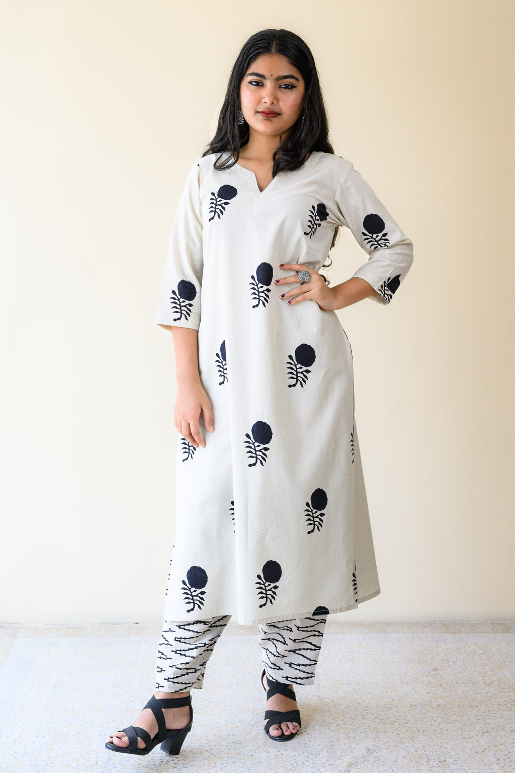 Set of 2- Raaheli Handblock Cotton Kurta & Pants Set