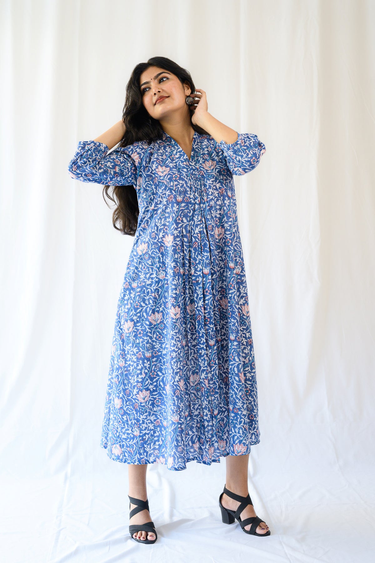 Della Sanganeri Dress