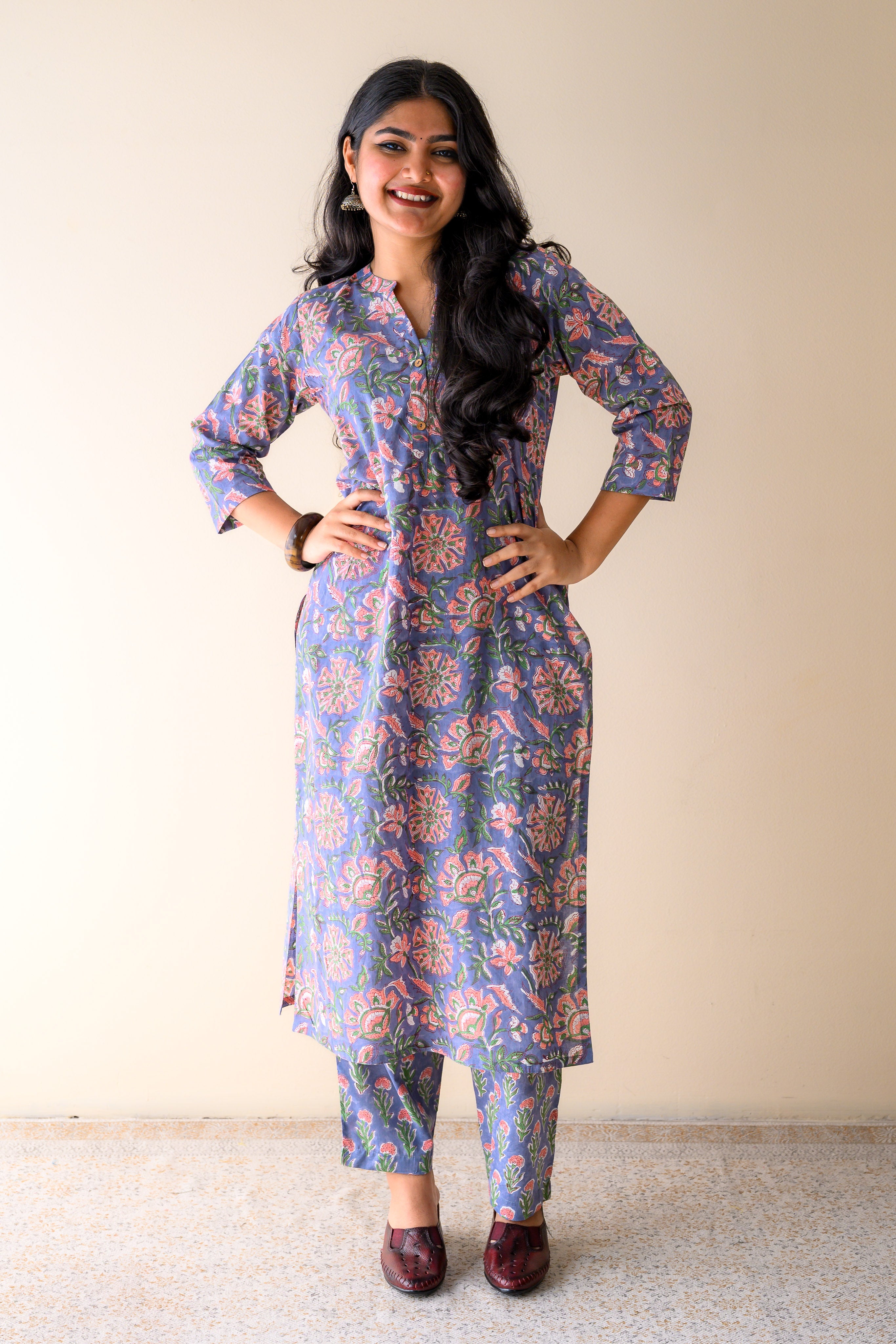 Set of 2- Saba Sanganeri Cotton Kurta & Pants Set