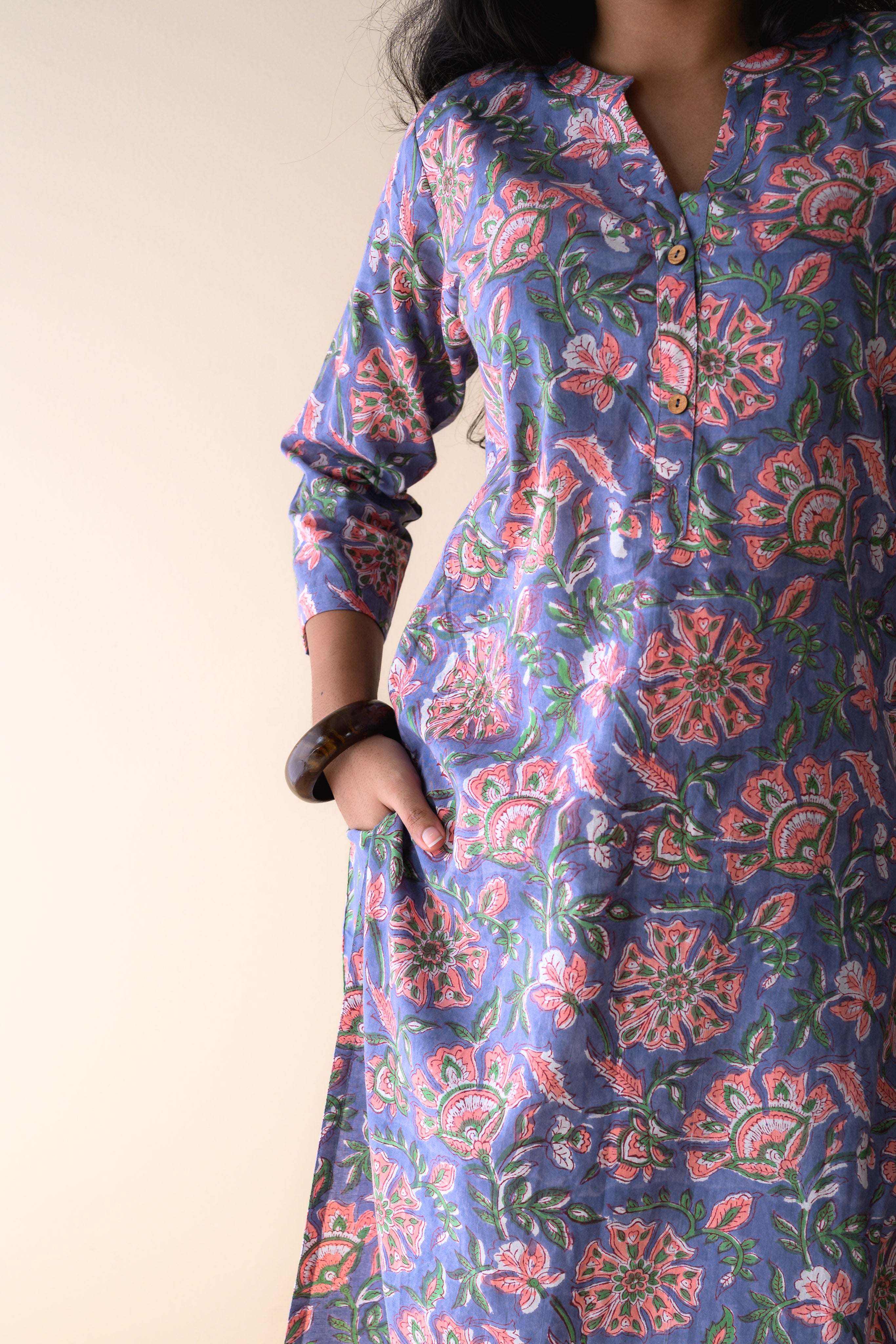 Set of 2- Saba Sanganeri Cotton Kurta & Pants Set