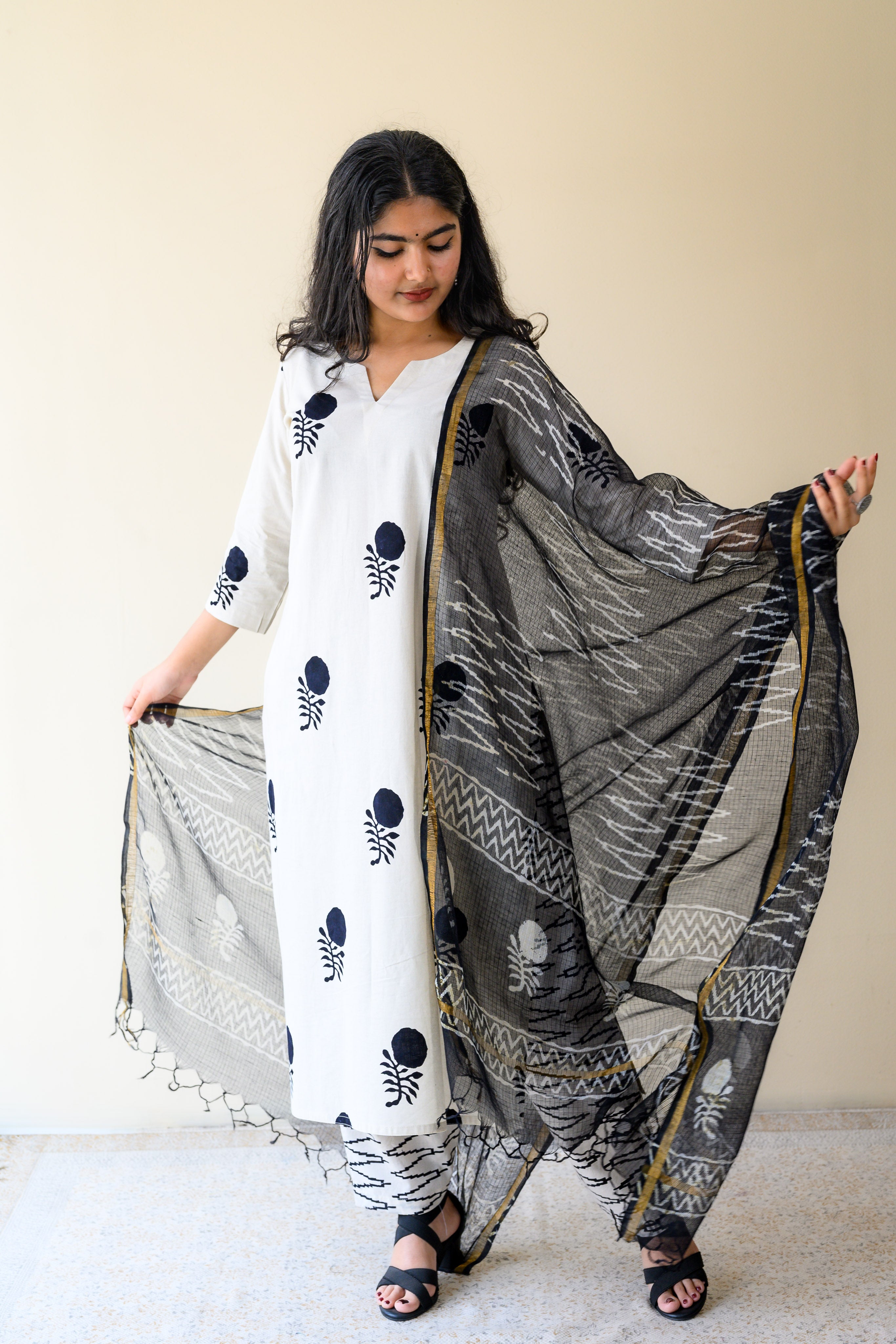 Saaya Handblock Kota Doria Dupatta