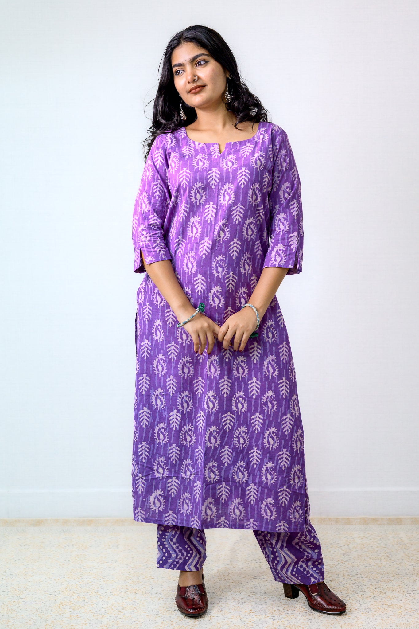 Set of 2- Lavender Bagru Straight Kurta and Pants