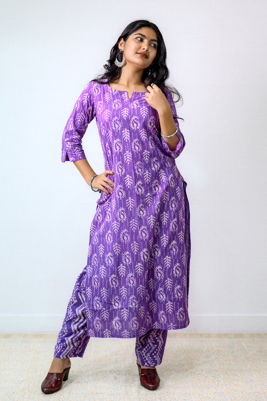 Set of 2- Lavender Bagru Straight Kurta and Pants