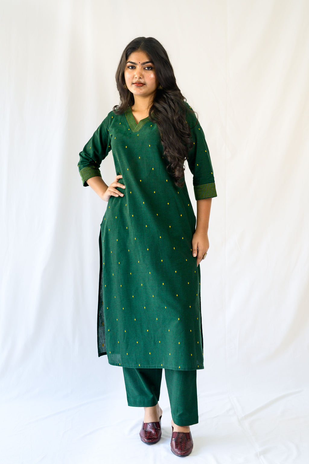 Set of 2- Kadali South Cotton Kurta & Pants Set