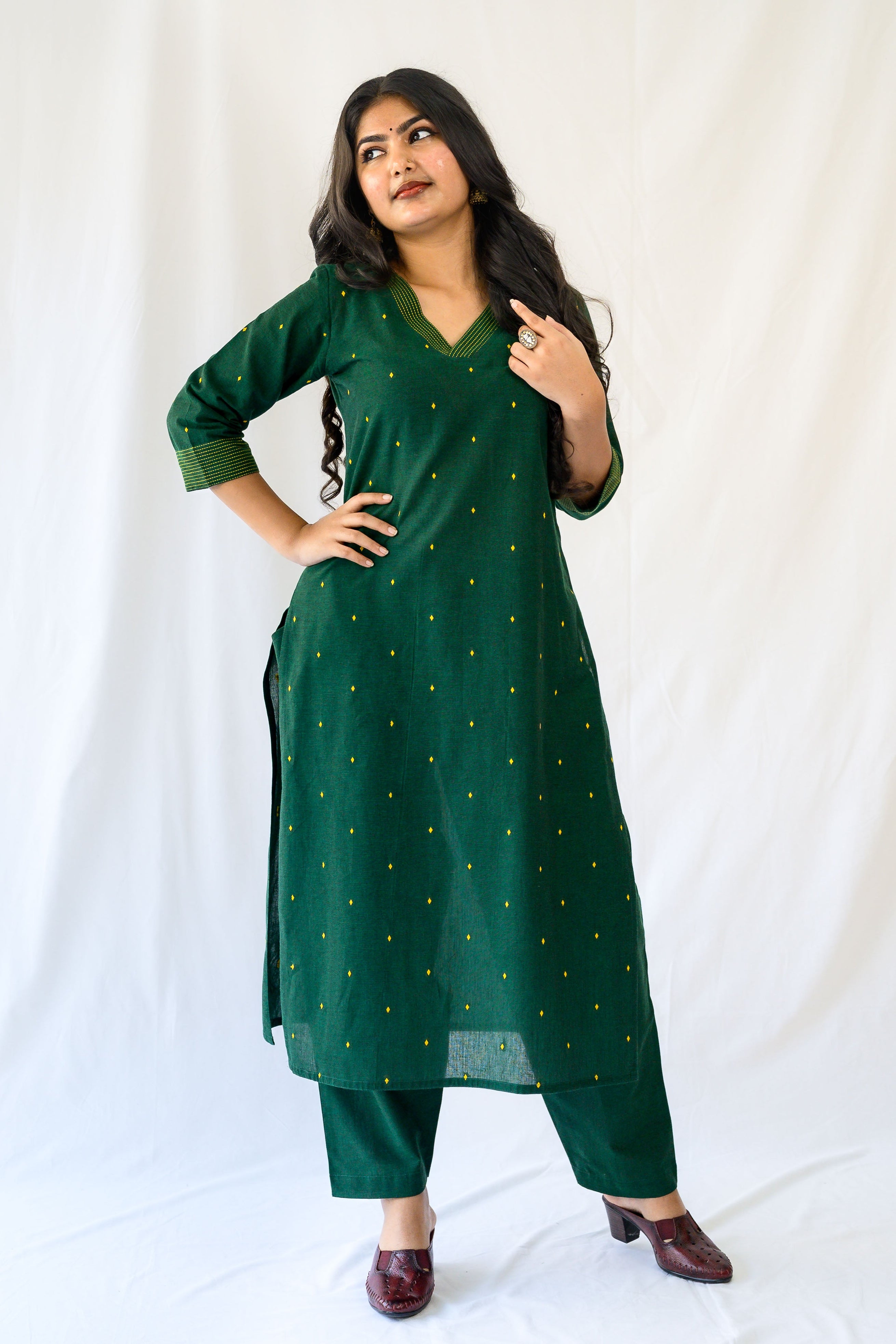 Set of 2- Kadali South Cotton Kurta & Pants Set