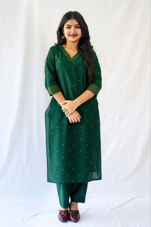 Set of 2- Kadali South Cotton Kurta & Pants Set
