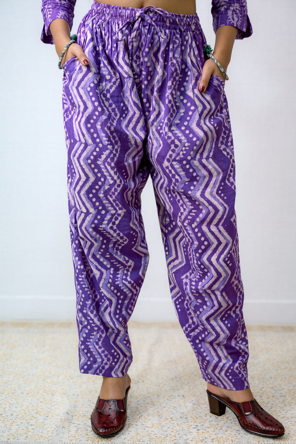Set of 2- Lavender Bagru Straight Kurta and Pants