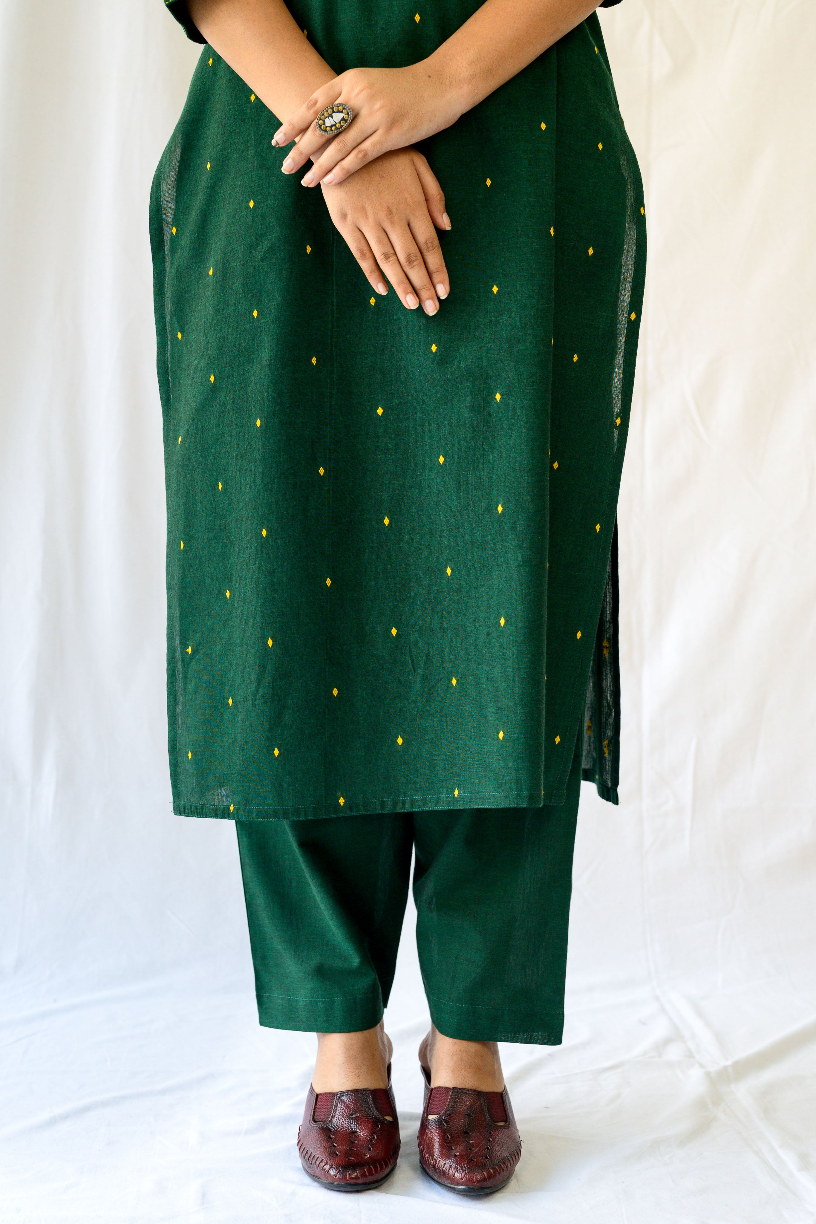 Set of 2- Kadali South Cotton Kurta & Pants Set