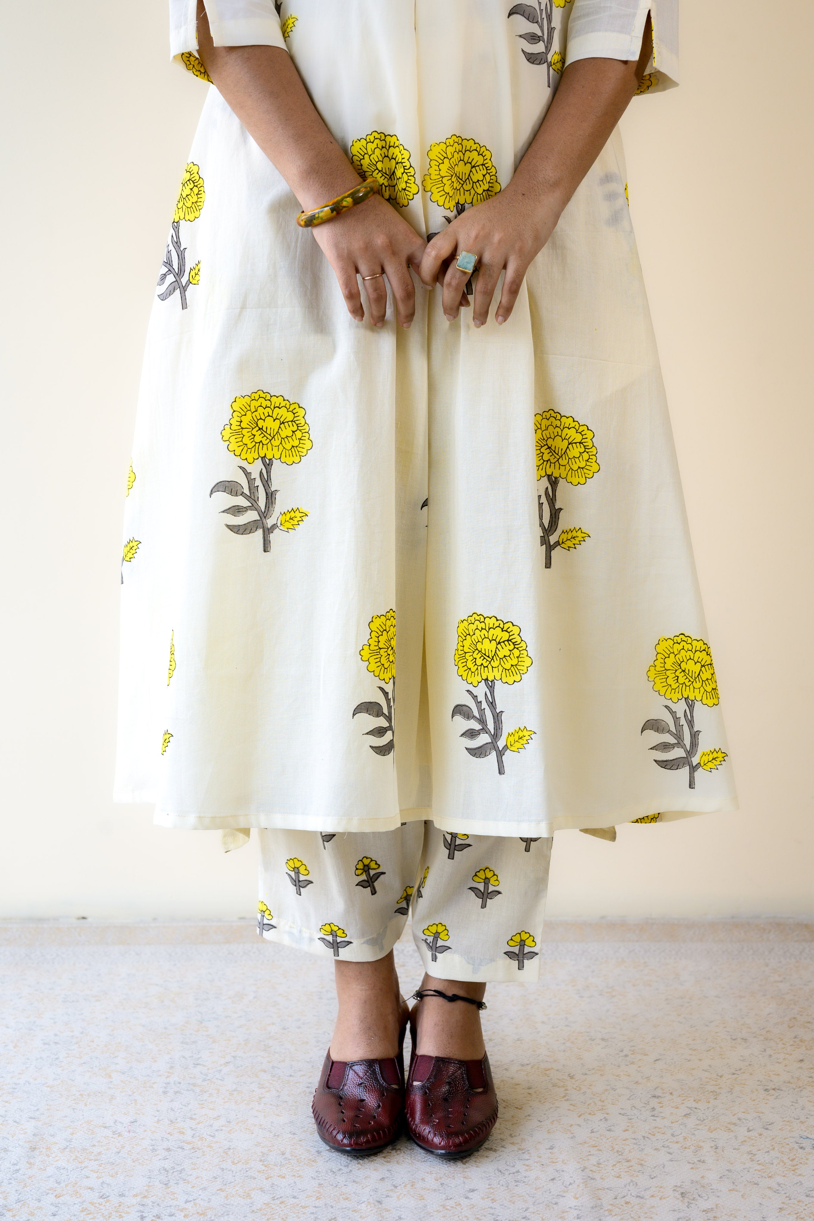 Set of 2- Jamanthi on Cream Sanganeri Box Pleated Kurta and Pants