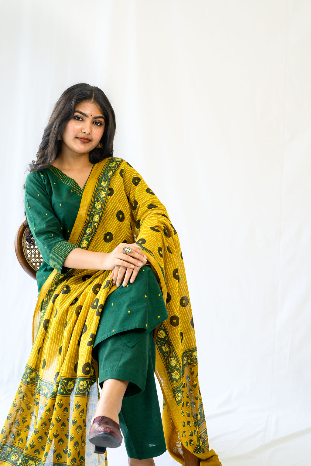 Set of 2- Kadali South Cotton Kurta & Pants Set