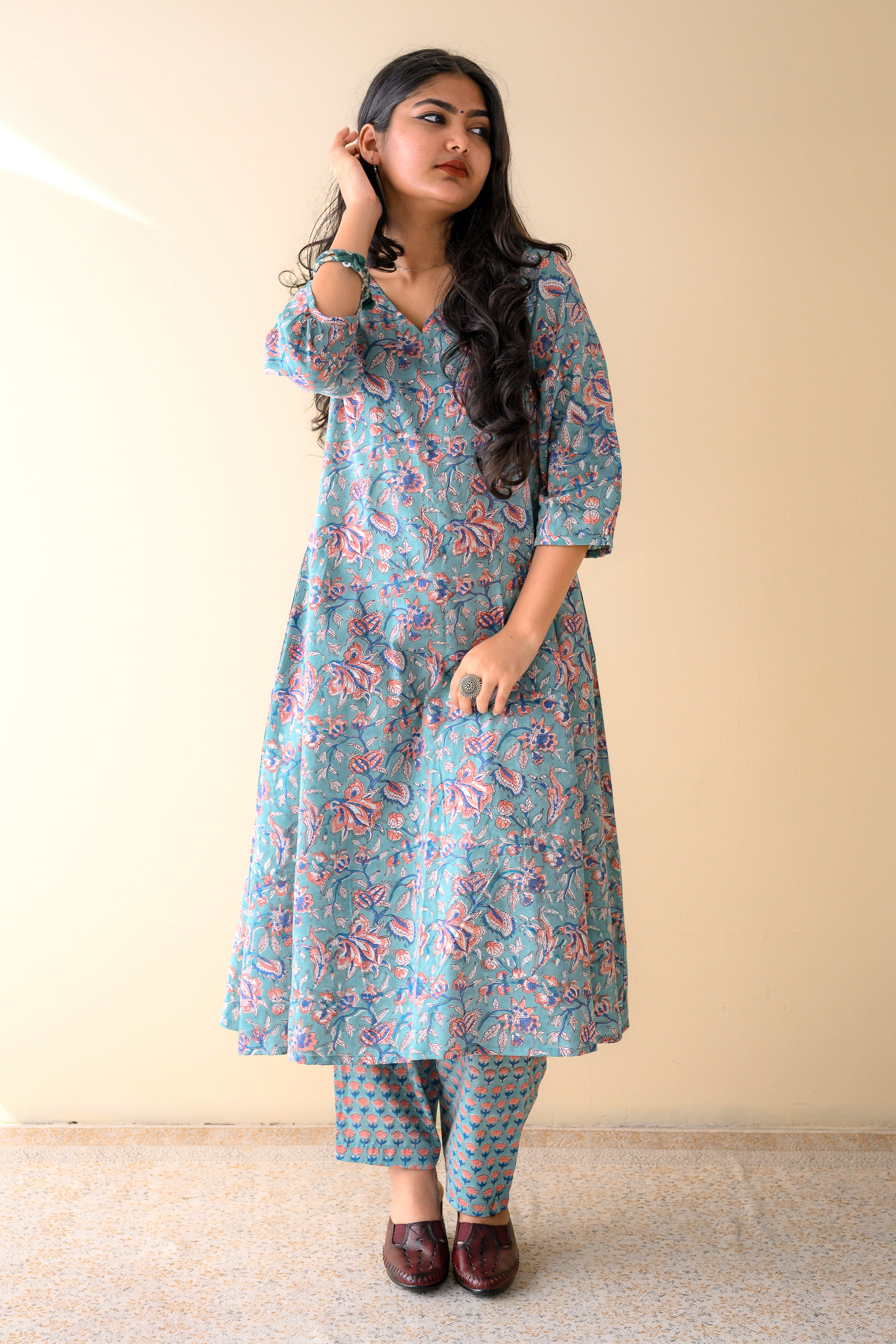 Set of 2- Ferozi Blue Sanganeri Cotton Kurta & Pants Set