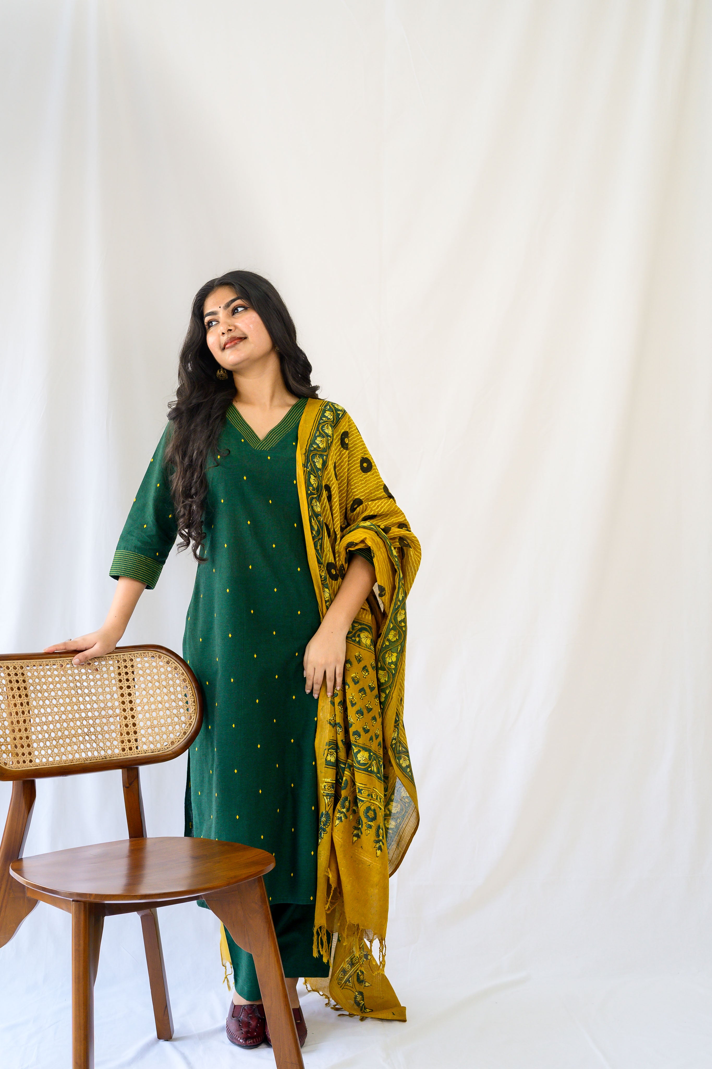 Set of 2- Kadali South Cotton Kurta & Pants Set