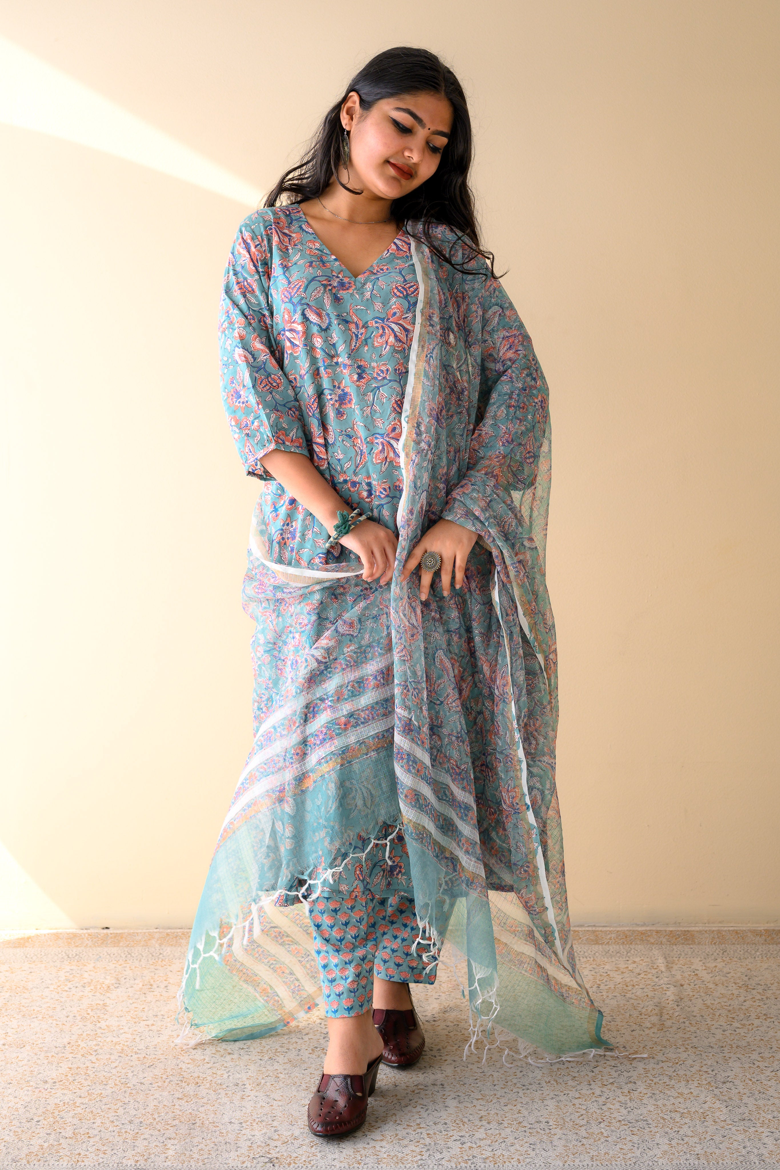 Set of 2- Ferozi Blue Sanganeri Cotton Kurta & Pants Set