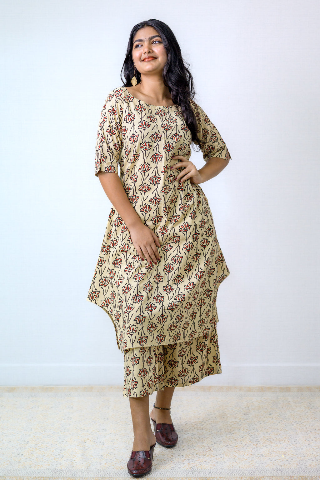 Set of 2- Crème de la Roses Bagru Short Kurta and Palazzo