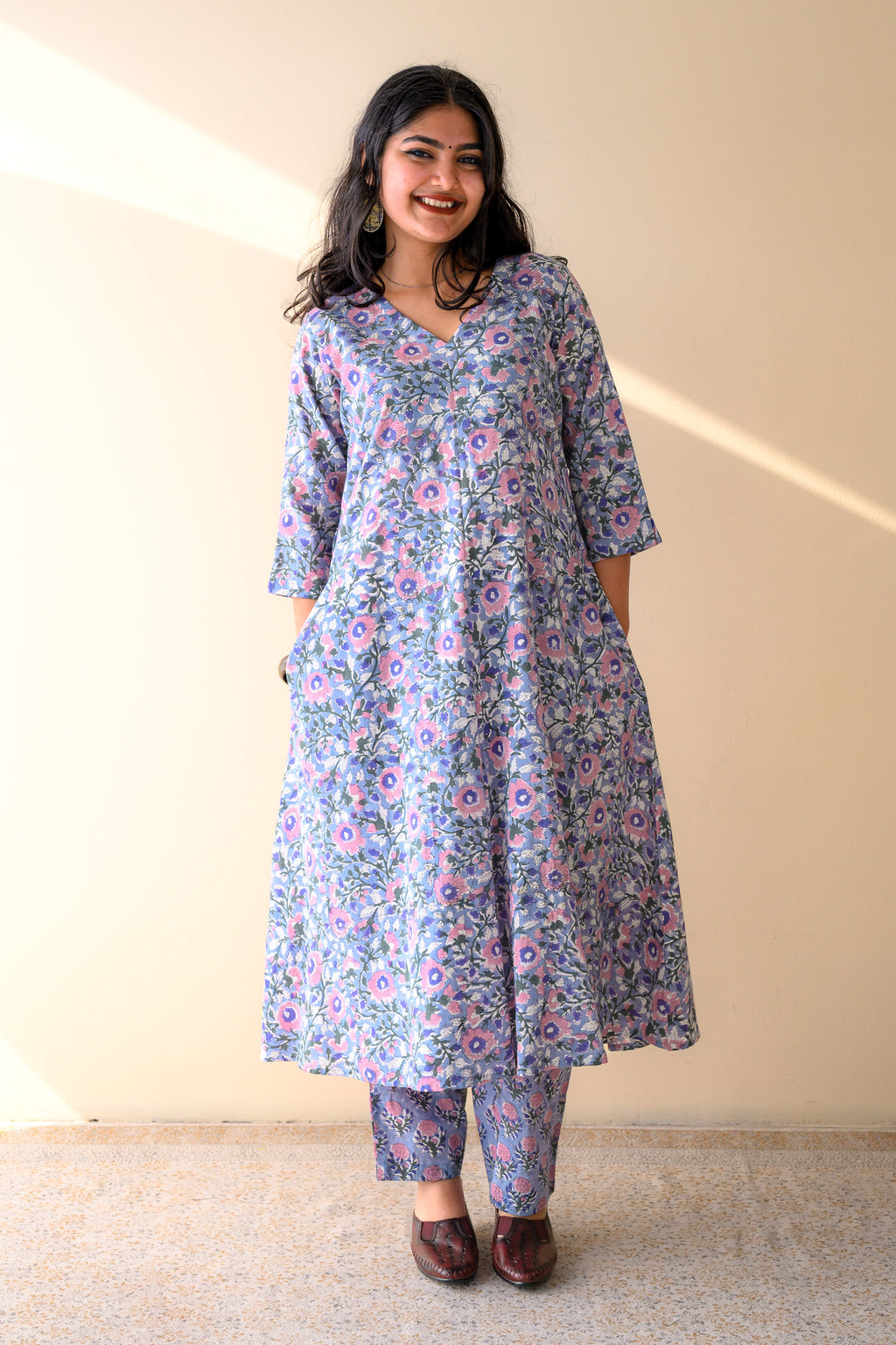 Set of 2- Fiza Blue Sanganeri Cotton Kurta & Pants Set