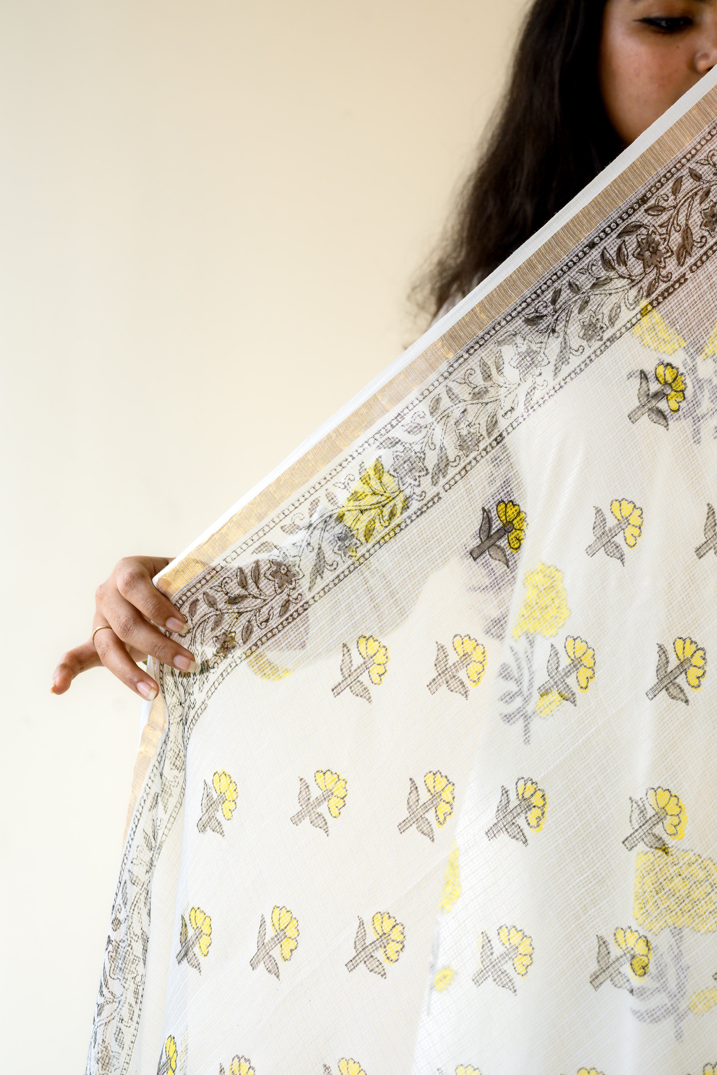 Yellow Florets on Cream Sanganeri Kota Doria Dupatta