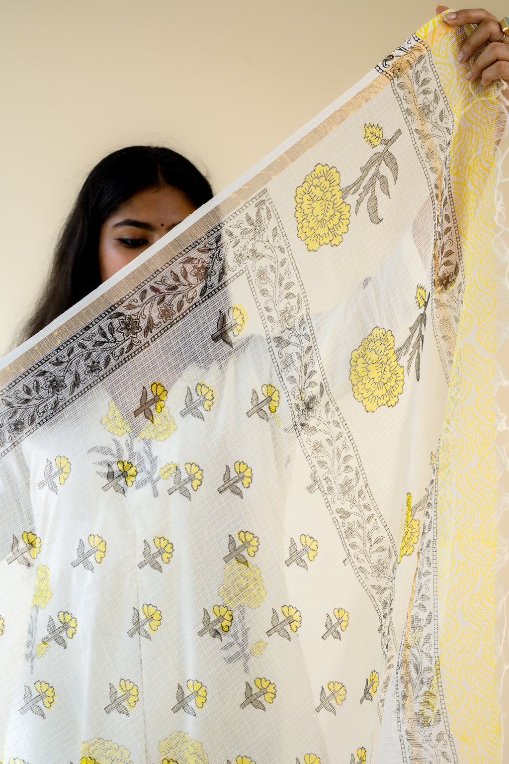 Yellow Florets on Cream Sanganeri Kota Doria Dupatta
