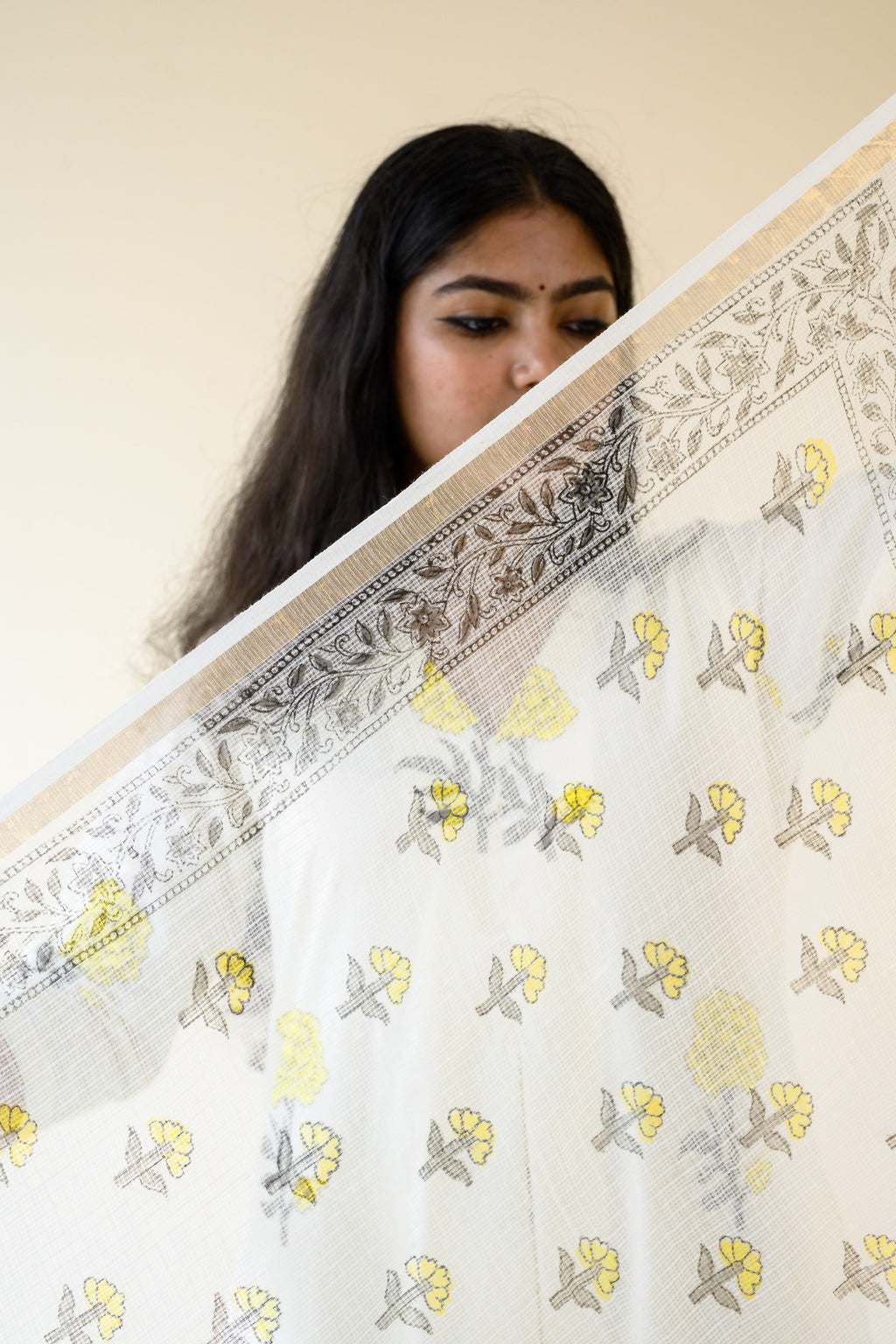 Yellow Florets on Cream Sanganeri Kota Doria Dupatta