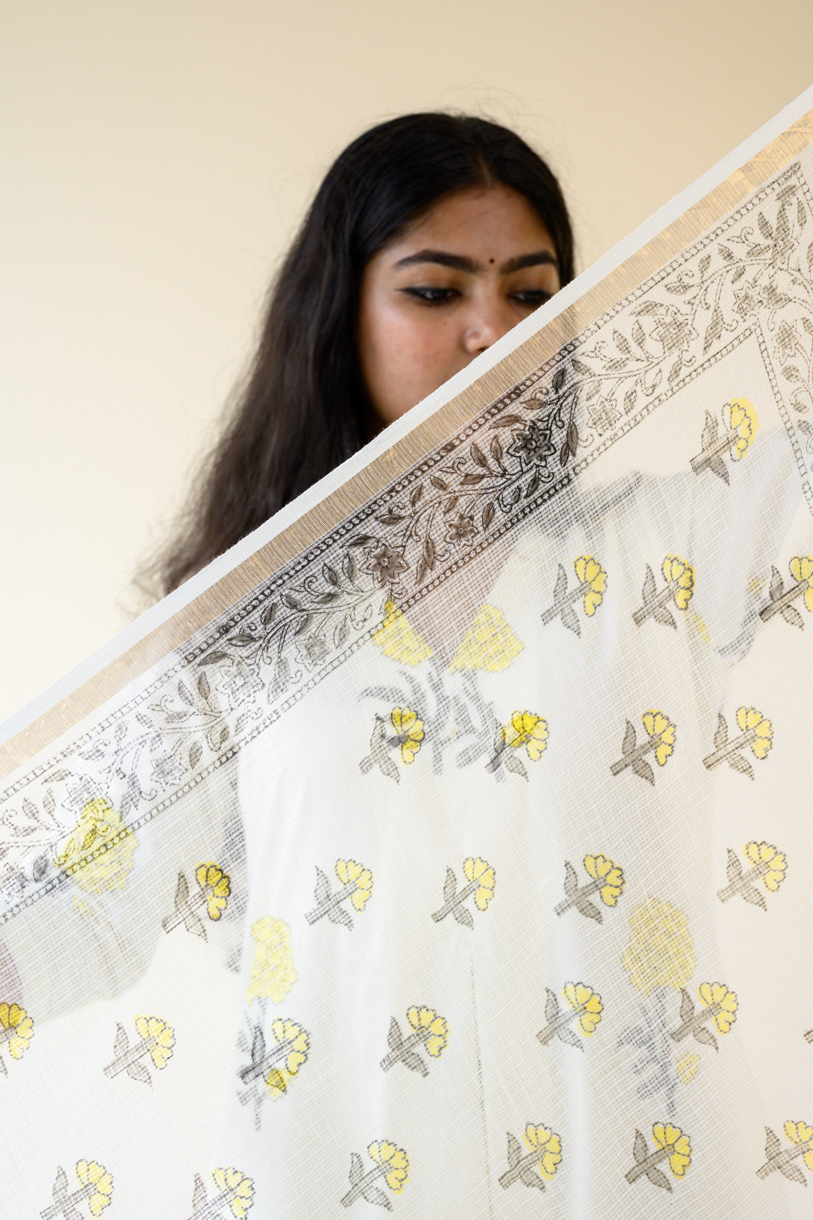 Yellow Florets on Cream Sanganeri Kota Doria Dupatta