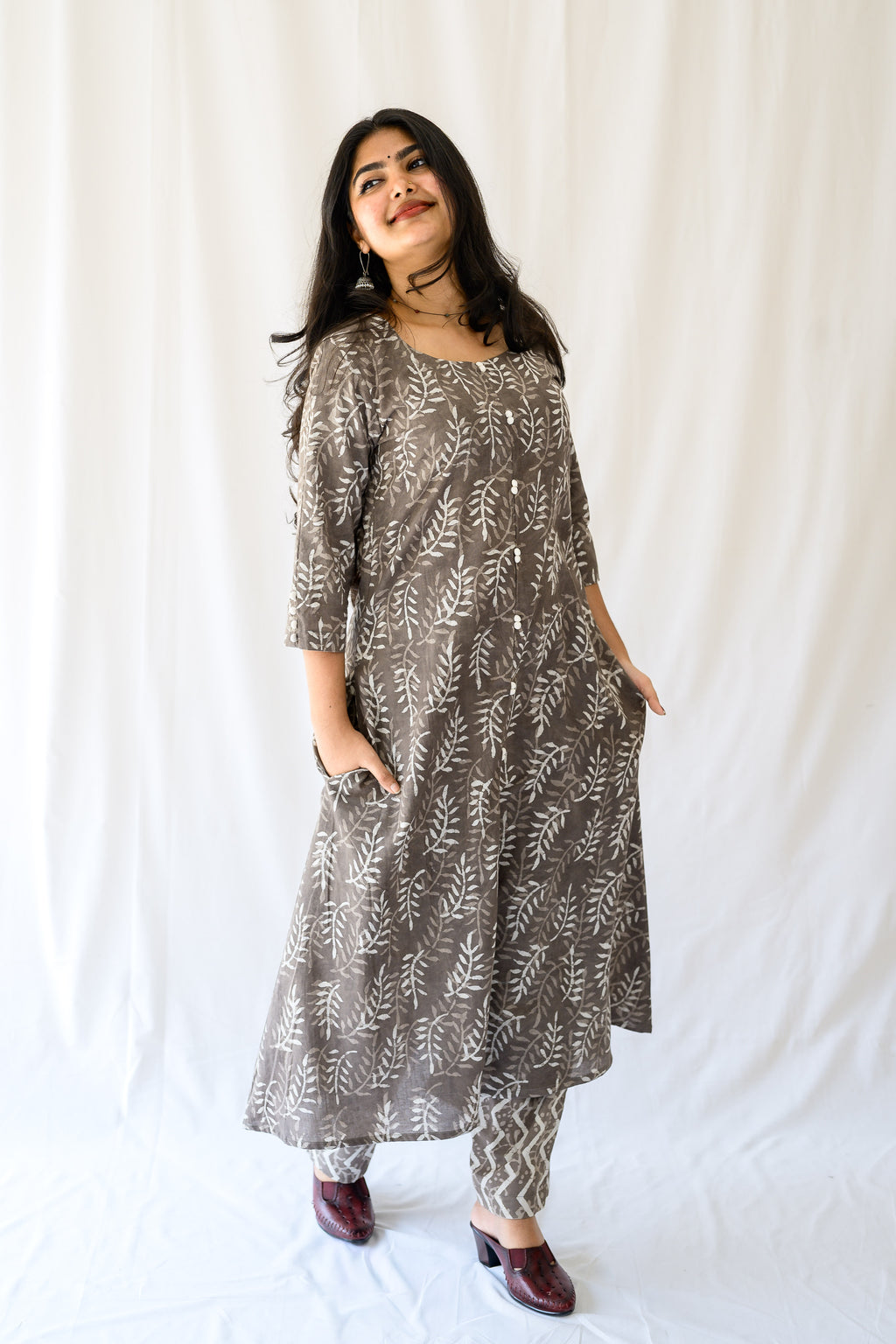 Set of 2- Stone Bagru Aline Kurta & Pants Set