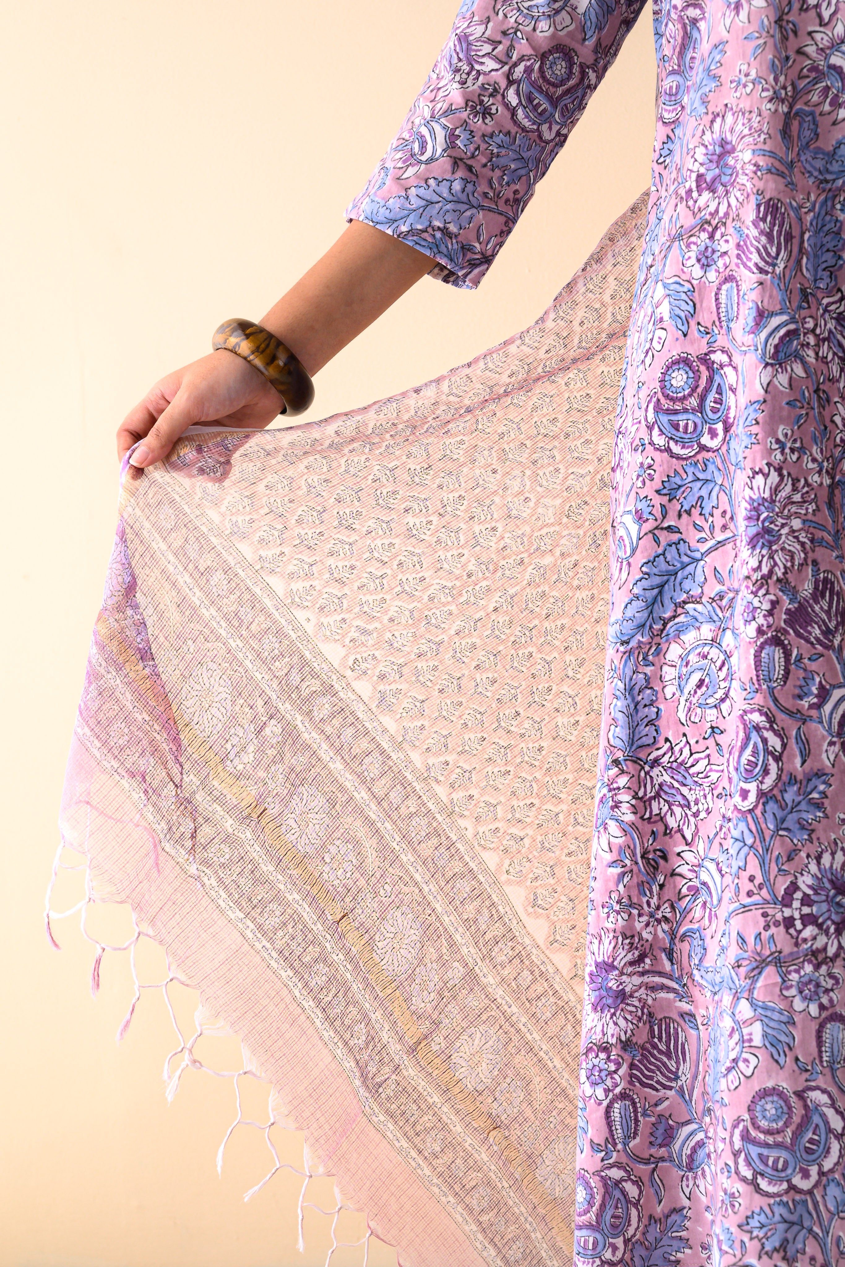 Arzoo Onion Pink Sanganeri Hand Print Kota Doria Dupatta