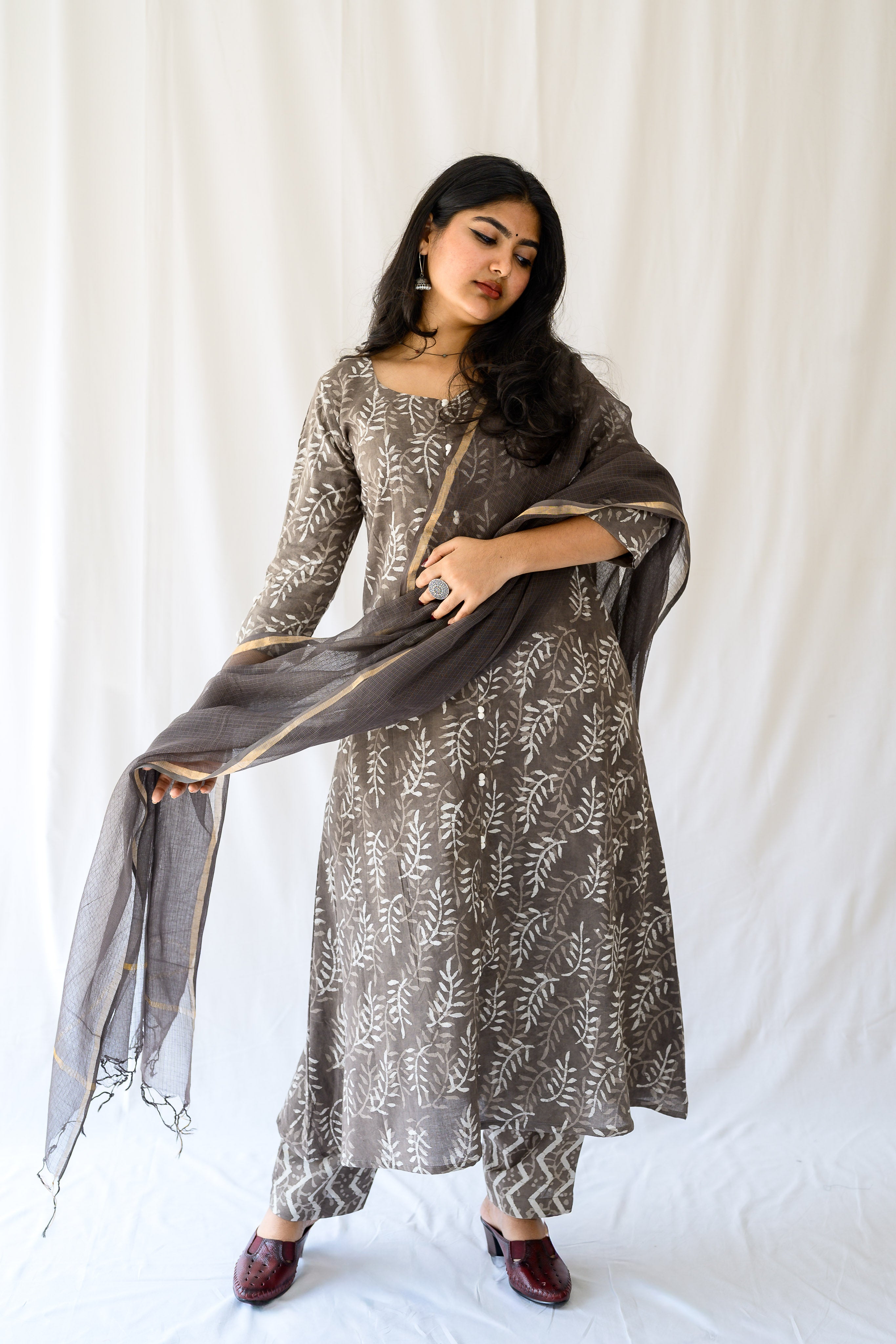 Set of 2- Stone Bagru Aline Kurta & Pants Set