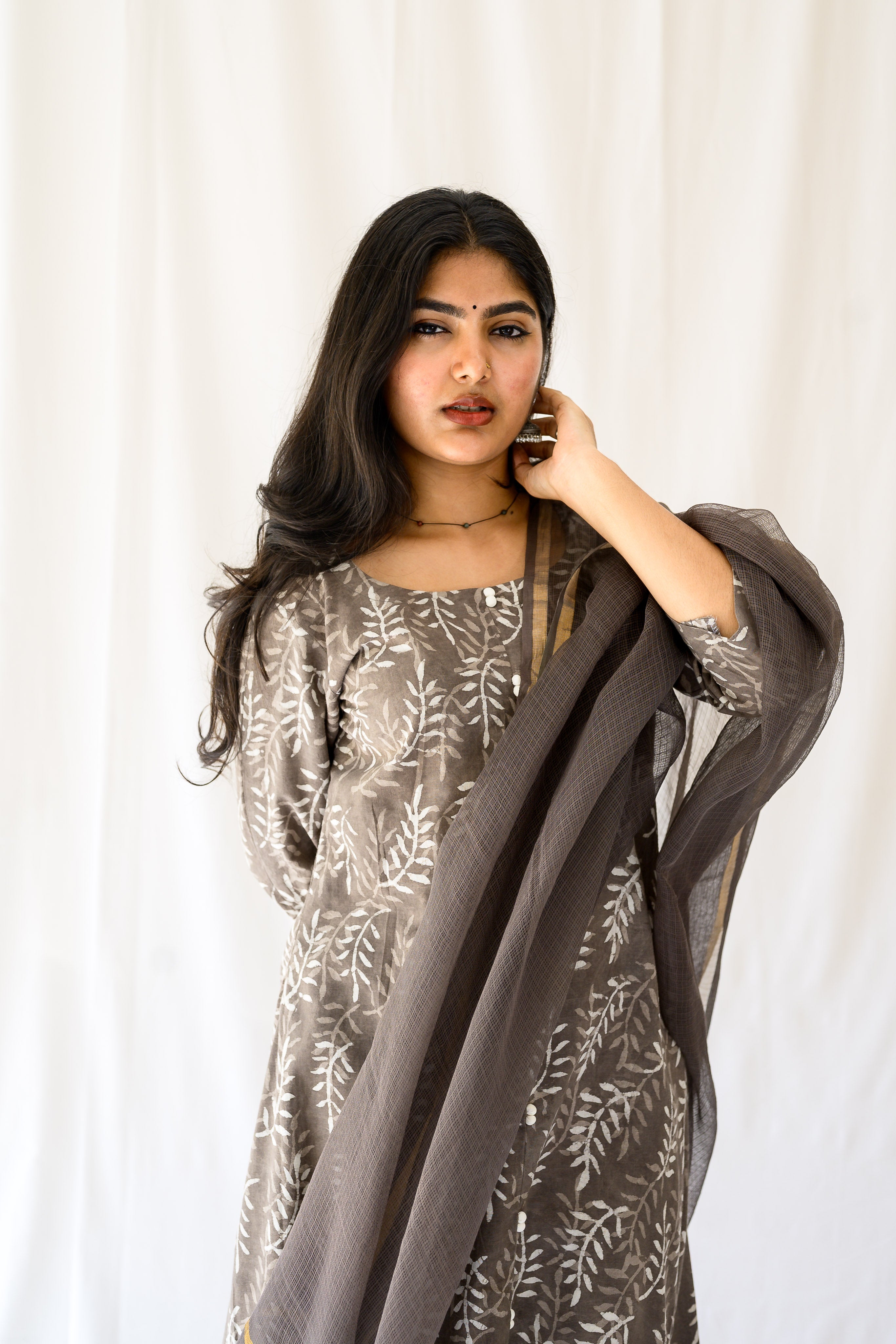 Set of 2- Stone Bagru Aline Kurta & Pants Set