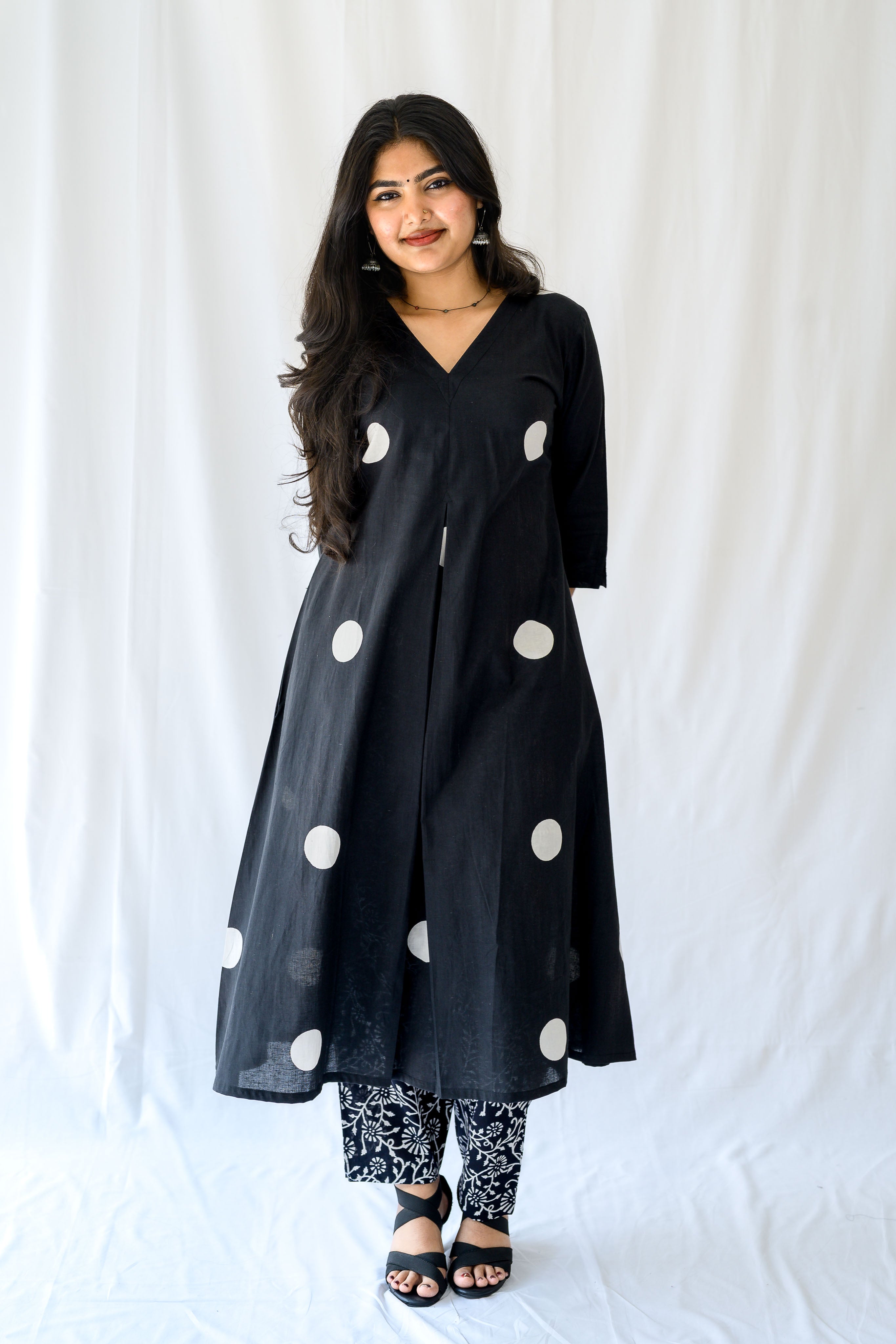 Set of 2- Polka Loca Black Box Pleated Kurtas & Pants
