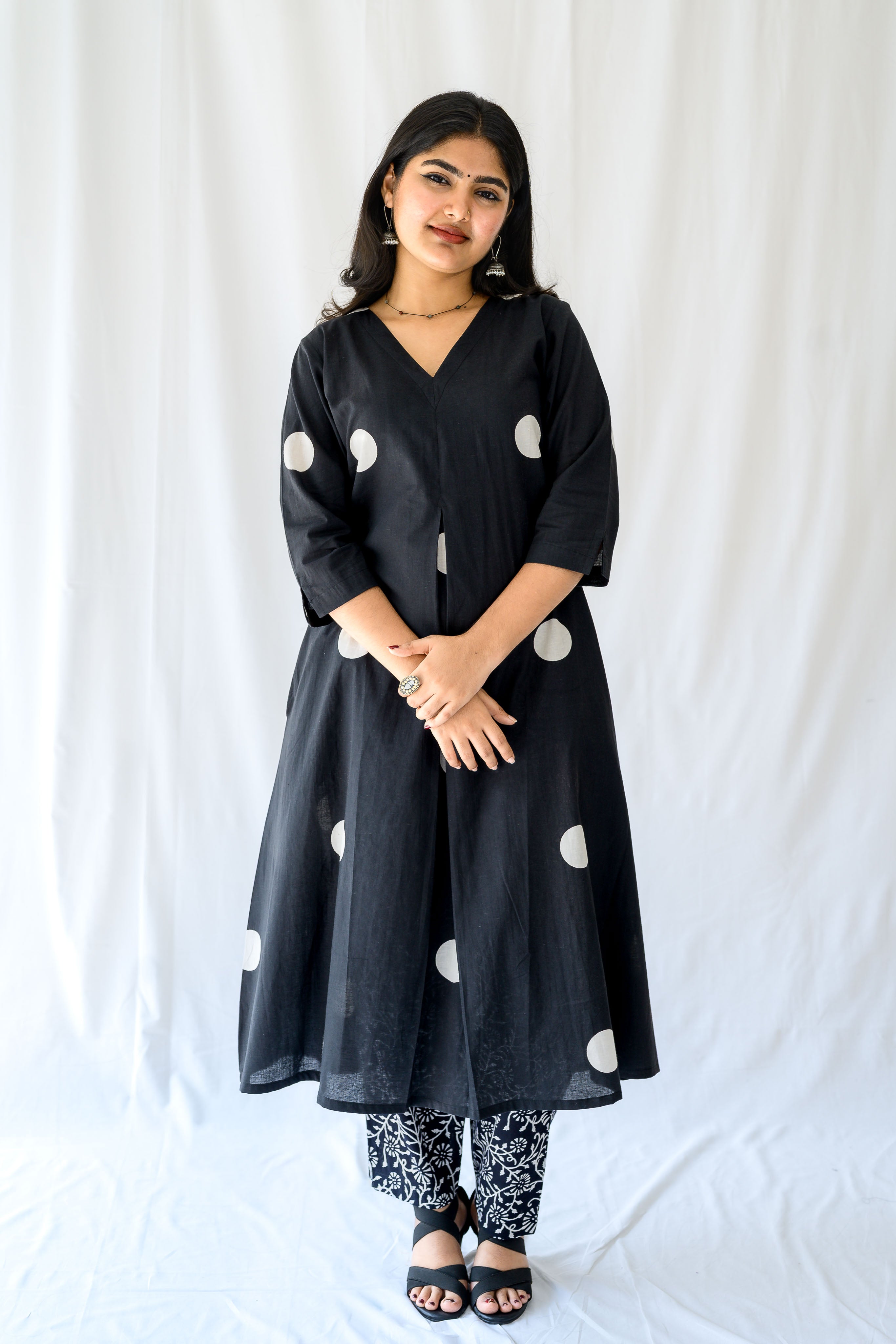 Set of 2- Polka Loca Black Box Pleated Kurtas & Pants
