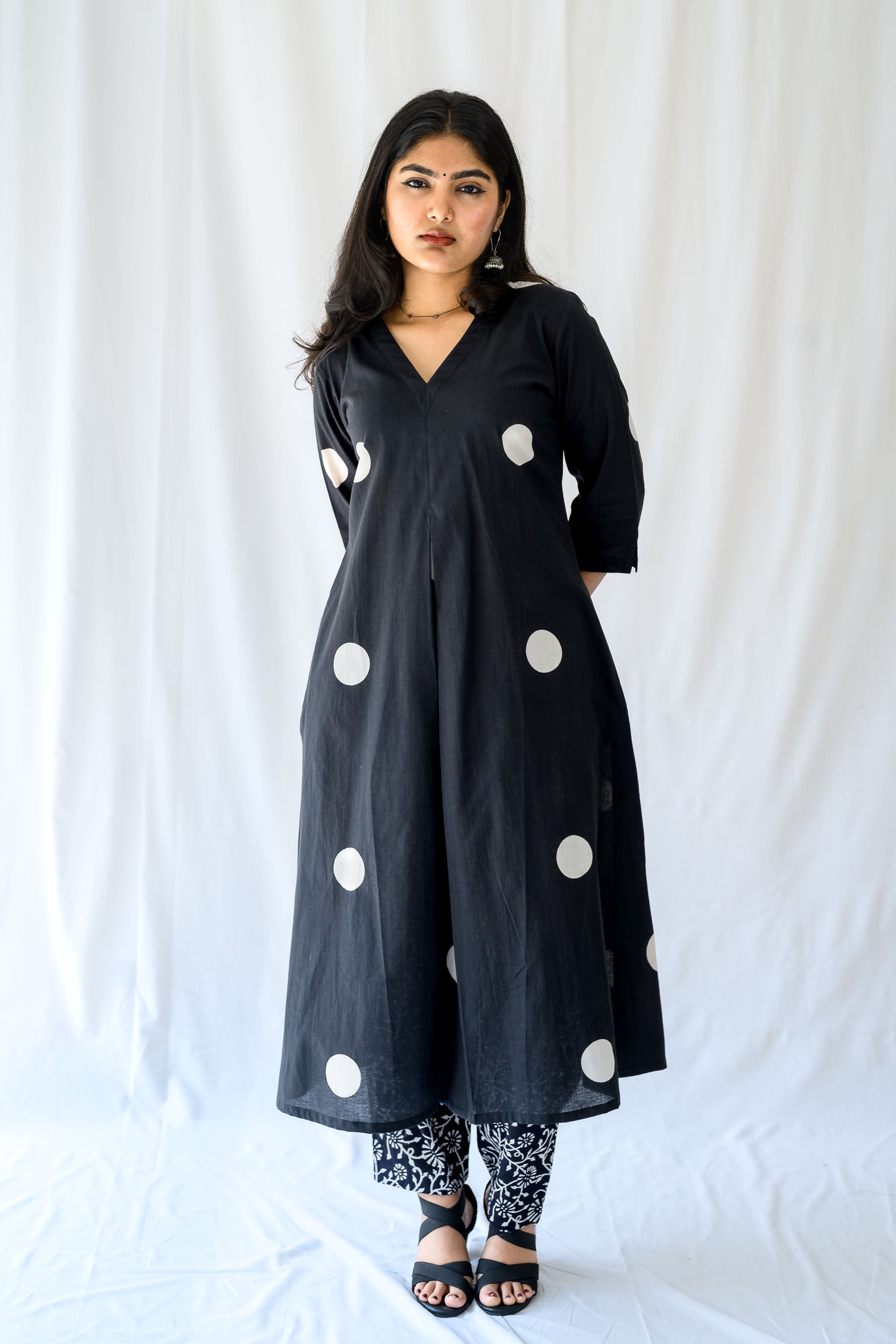 Set of 2- Polka Loca Black Box Pleated Kurtas & Pants