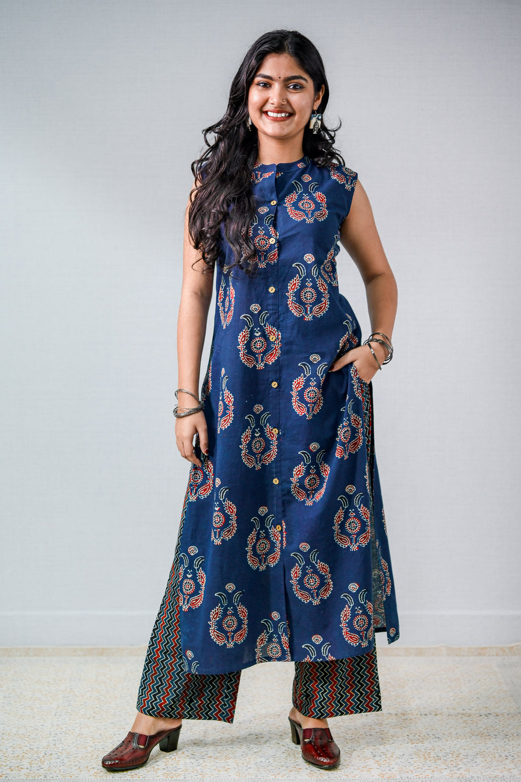 Pankhuri Indigo Ajrakh Sleeveless Kurta