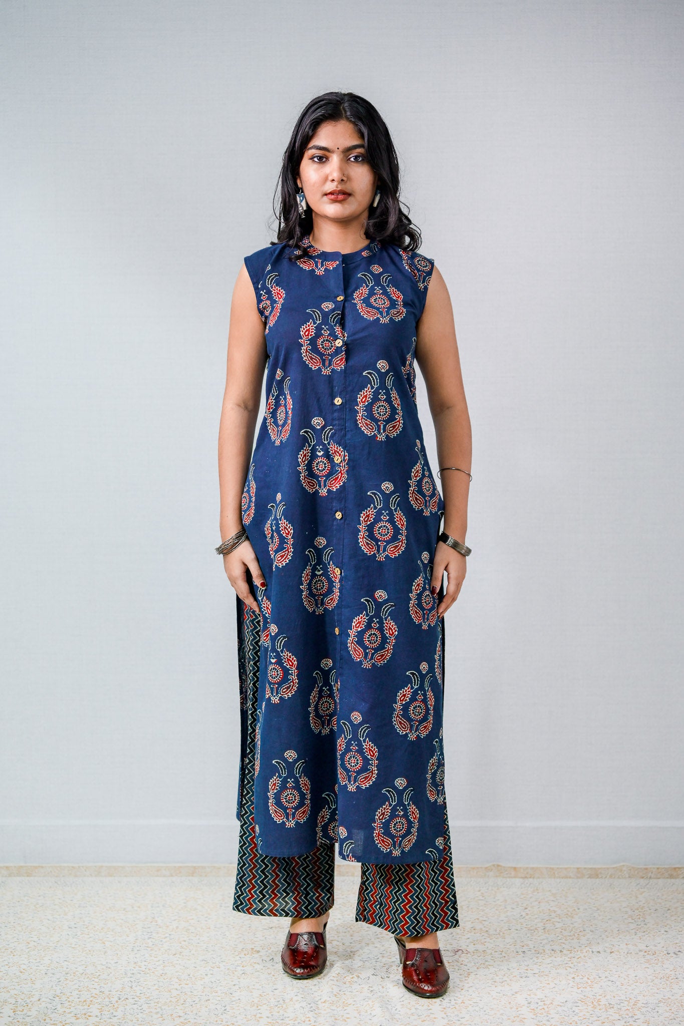 Pankhuri Indigo Ajrakh Sleeveless Kurta