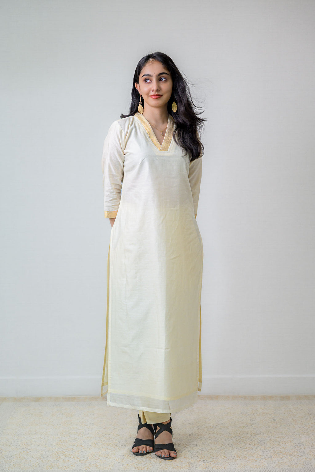 Ivory Maheshwari Silk Collar Kurta