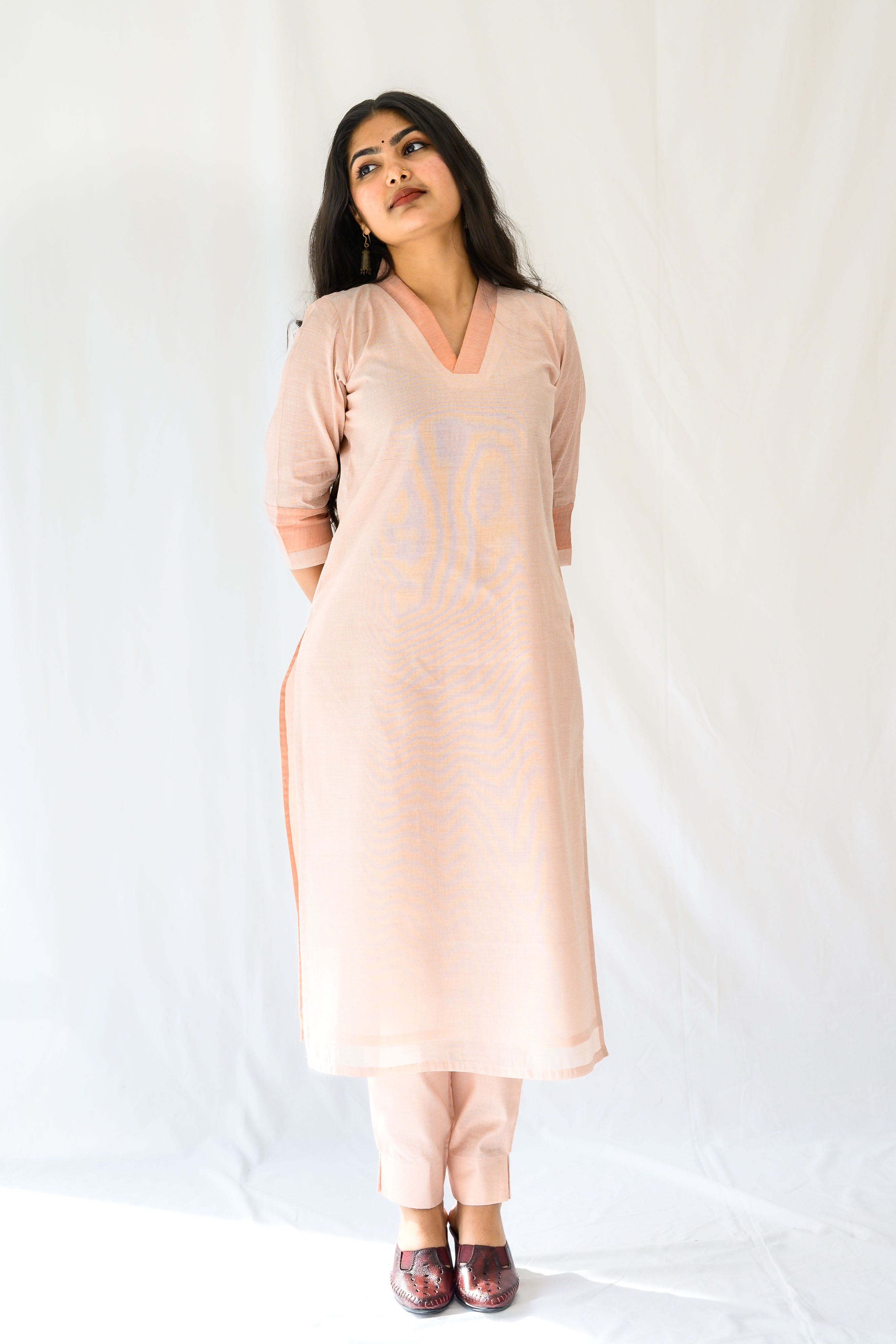 Kasavu Elegance Copper Tissue Straight Kurta