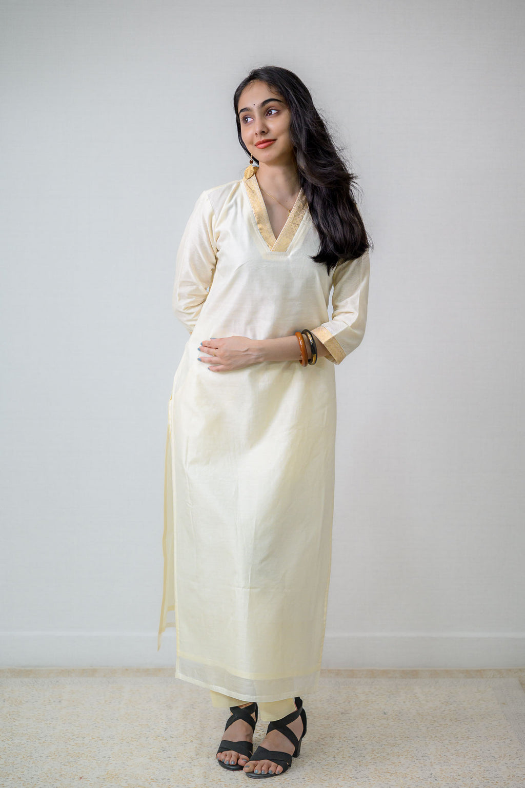 Ivory Maheshwari Silk Collar Kurta