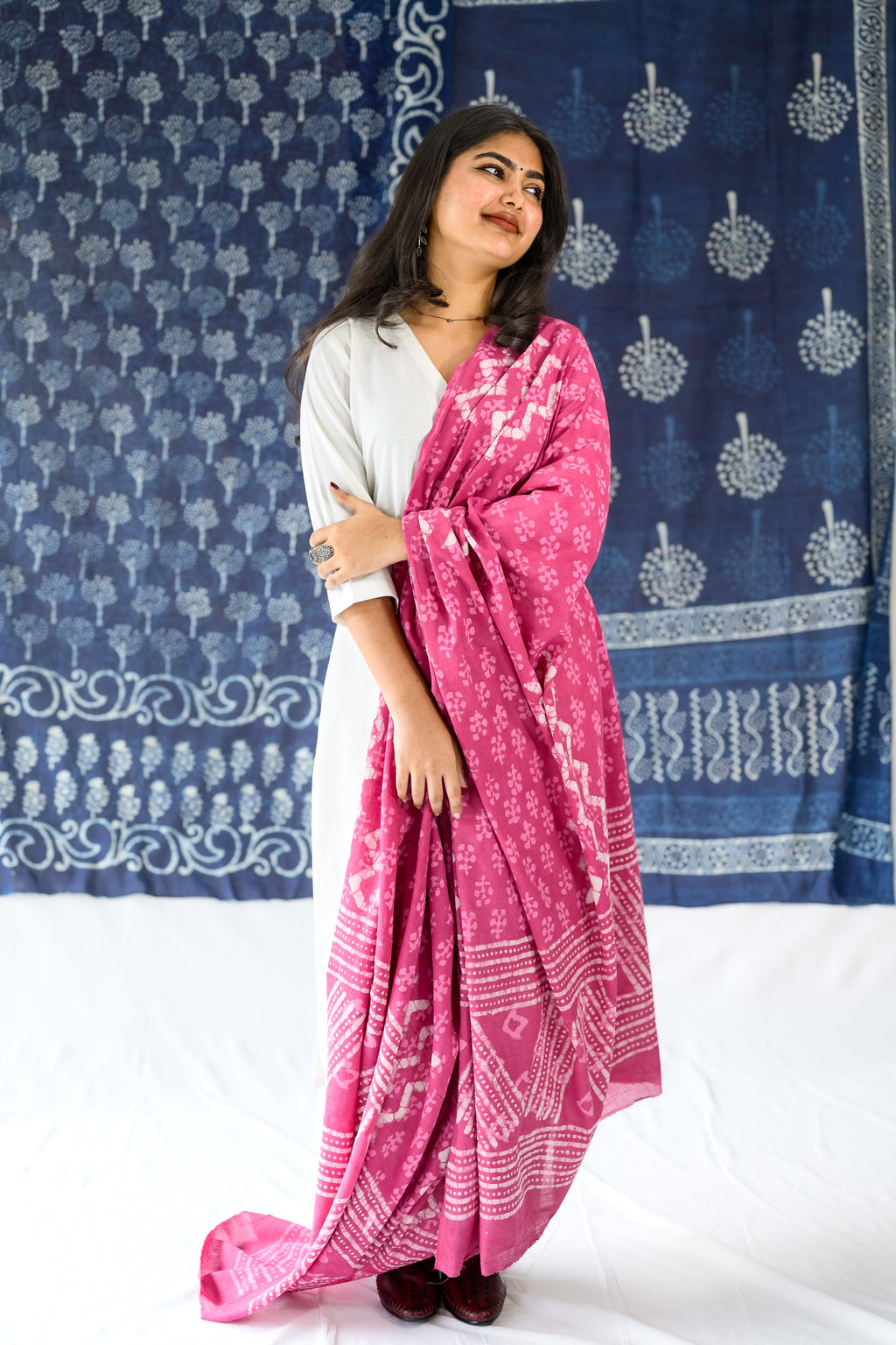 Off White Cotton Flax V Neck Kurta