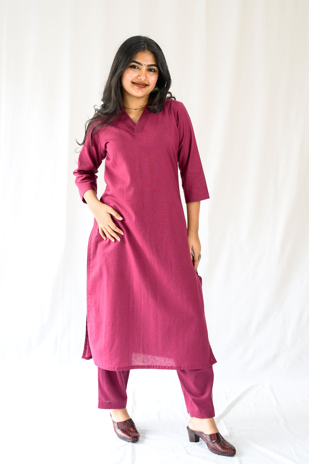 Set of 2- Wine Cotton Flax Collar Neck Kurta & Pants Set