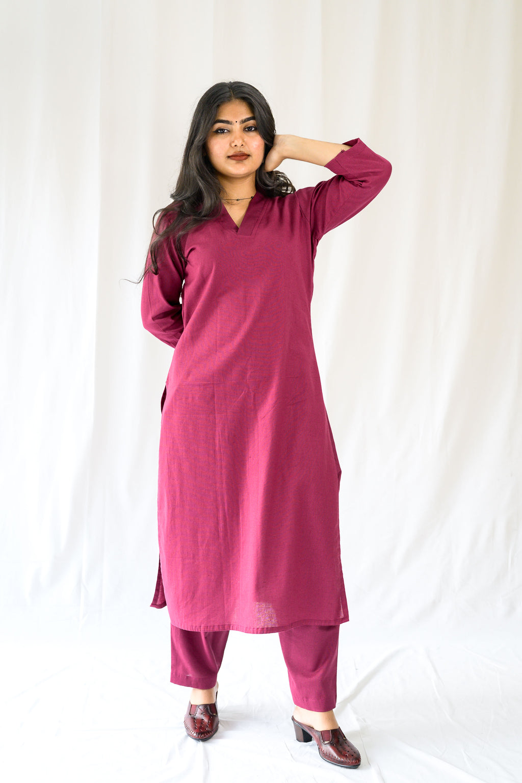 Set of 2- Wine Cotton Flax Collar Neck Kurta & Pants Set